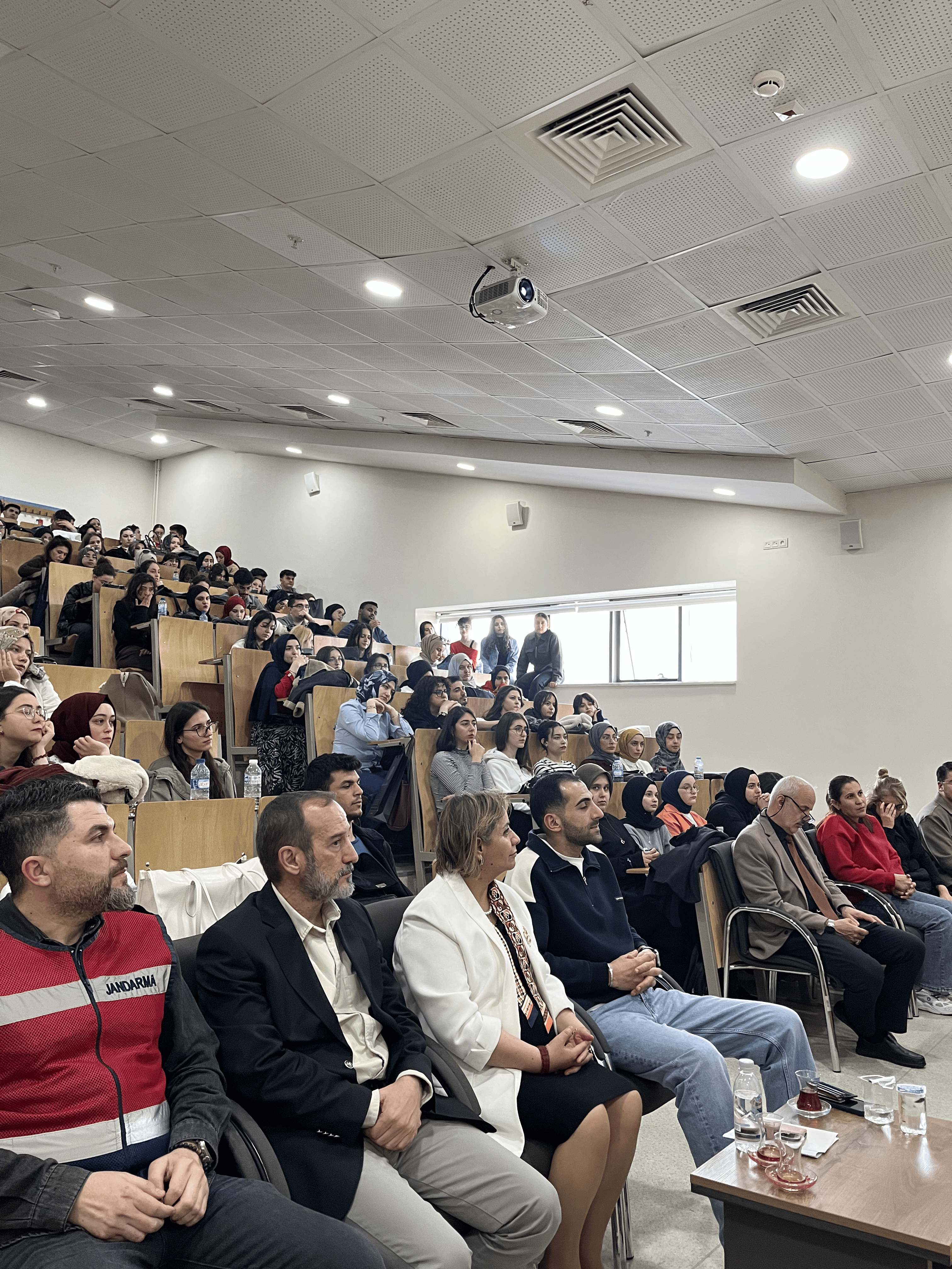 Ankara Yıldırım Beyazıt Üniversitesi Galeri Resmi
