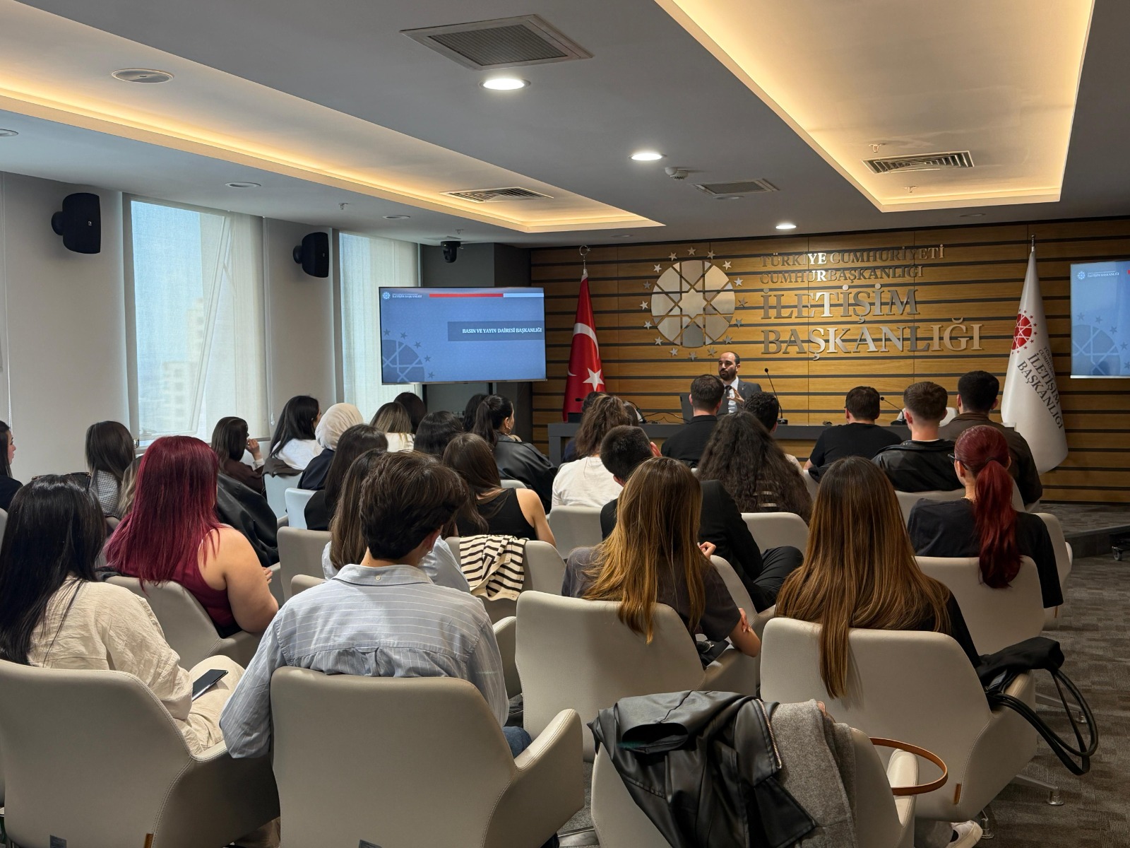 Ankara Yıldırım Beyazıt Üniversitesi Galeri Resmi