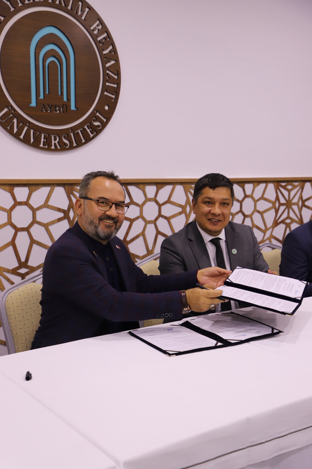 WhatsApp Image 2022-11-20 at 18.13.29 (1).jpeg