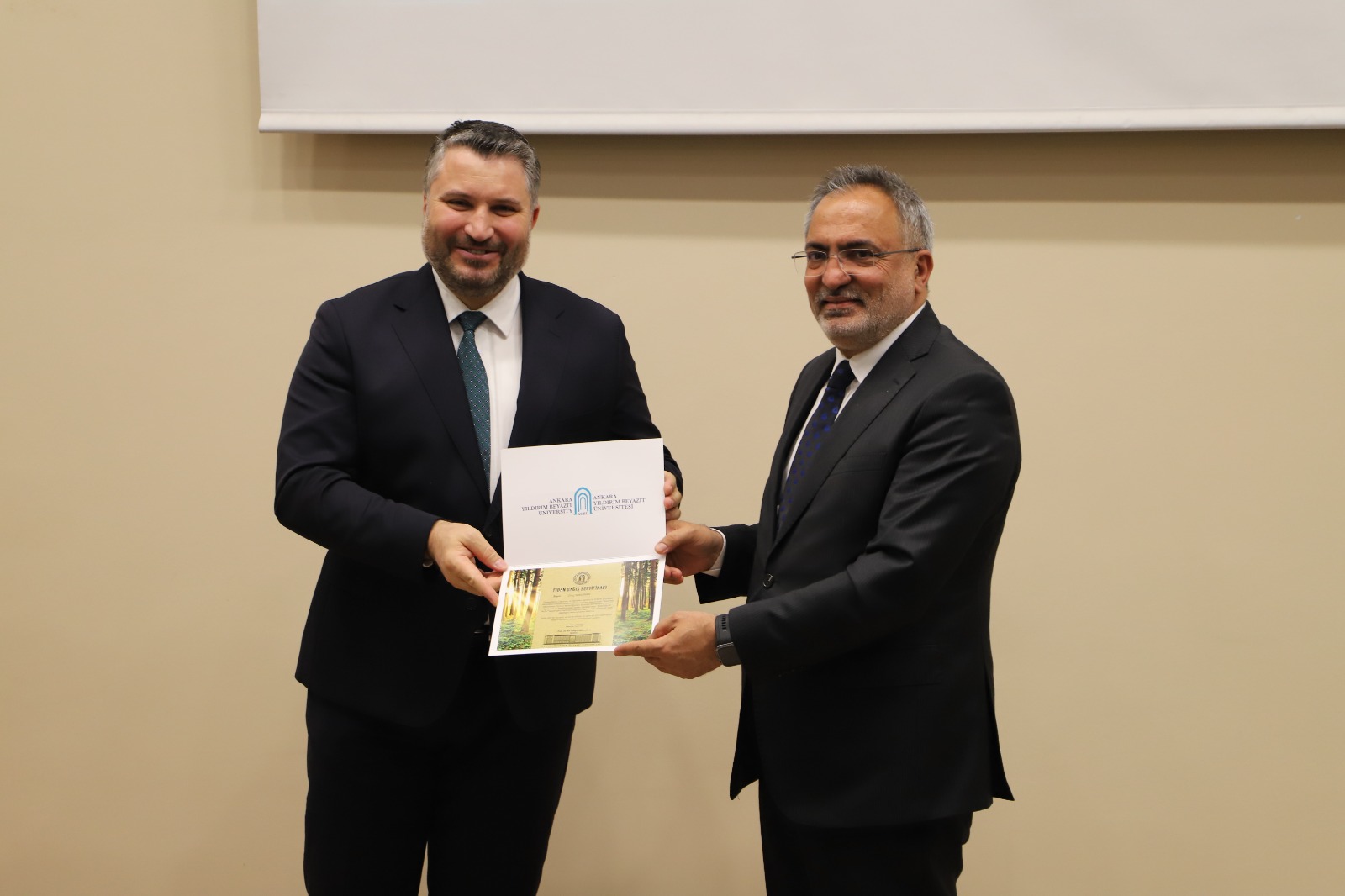 Ankara Yıldırım Beyazıt Üniversitesi Galeri Resmi
