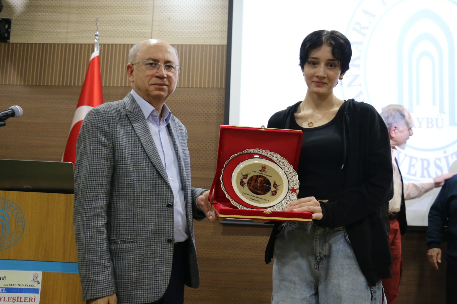 WhatsApp Image 2024-11-15 at 15.00.20 (1).jpeg