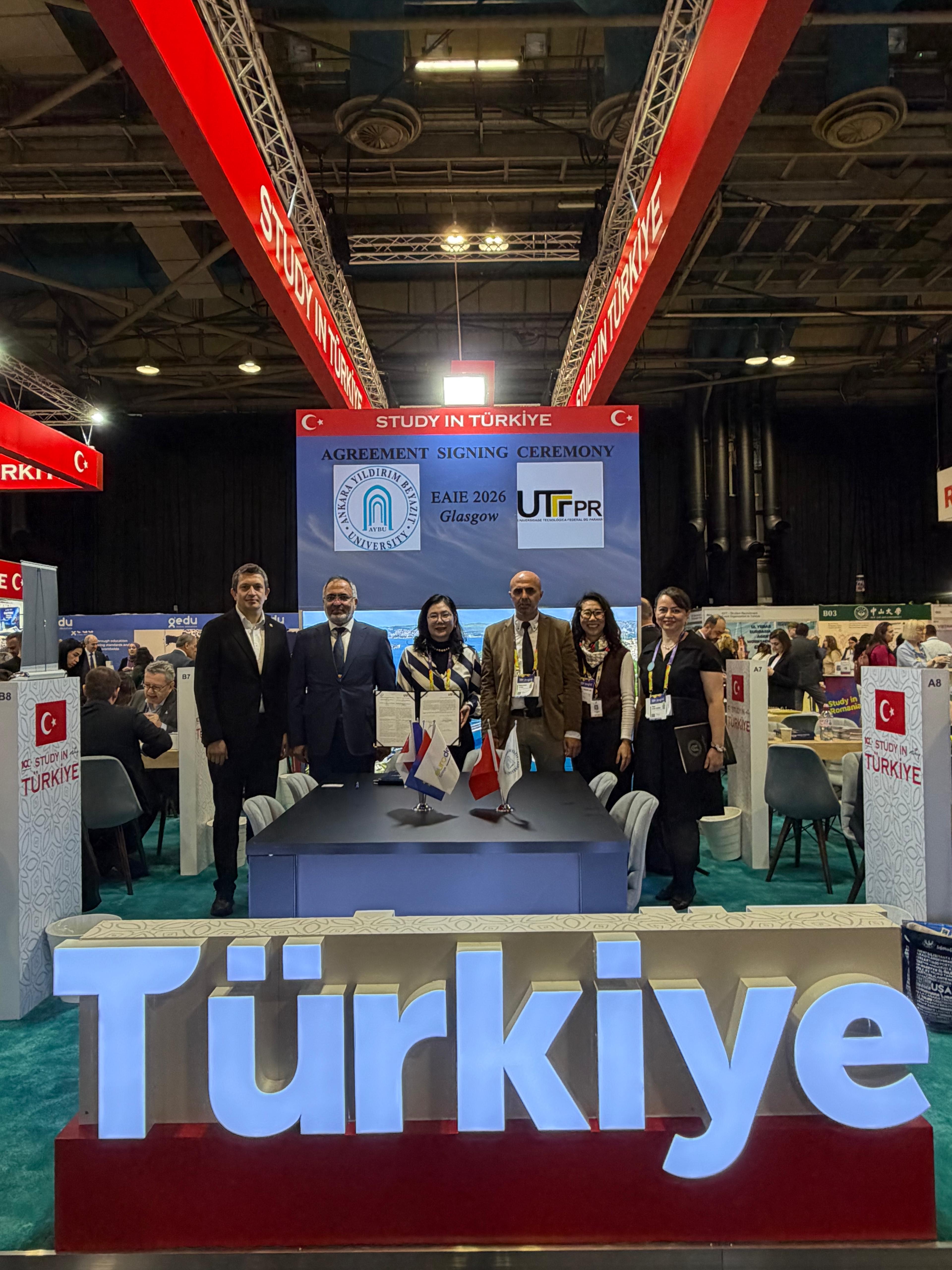 Ankara Yıldırım Beyazıt Üniversitesi Galeri Resmi