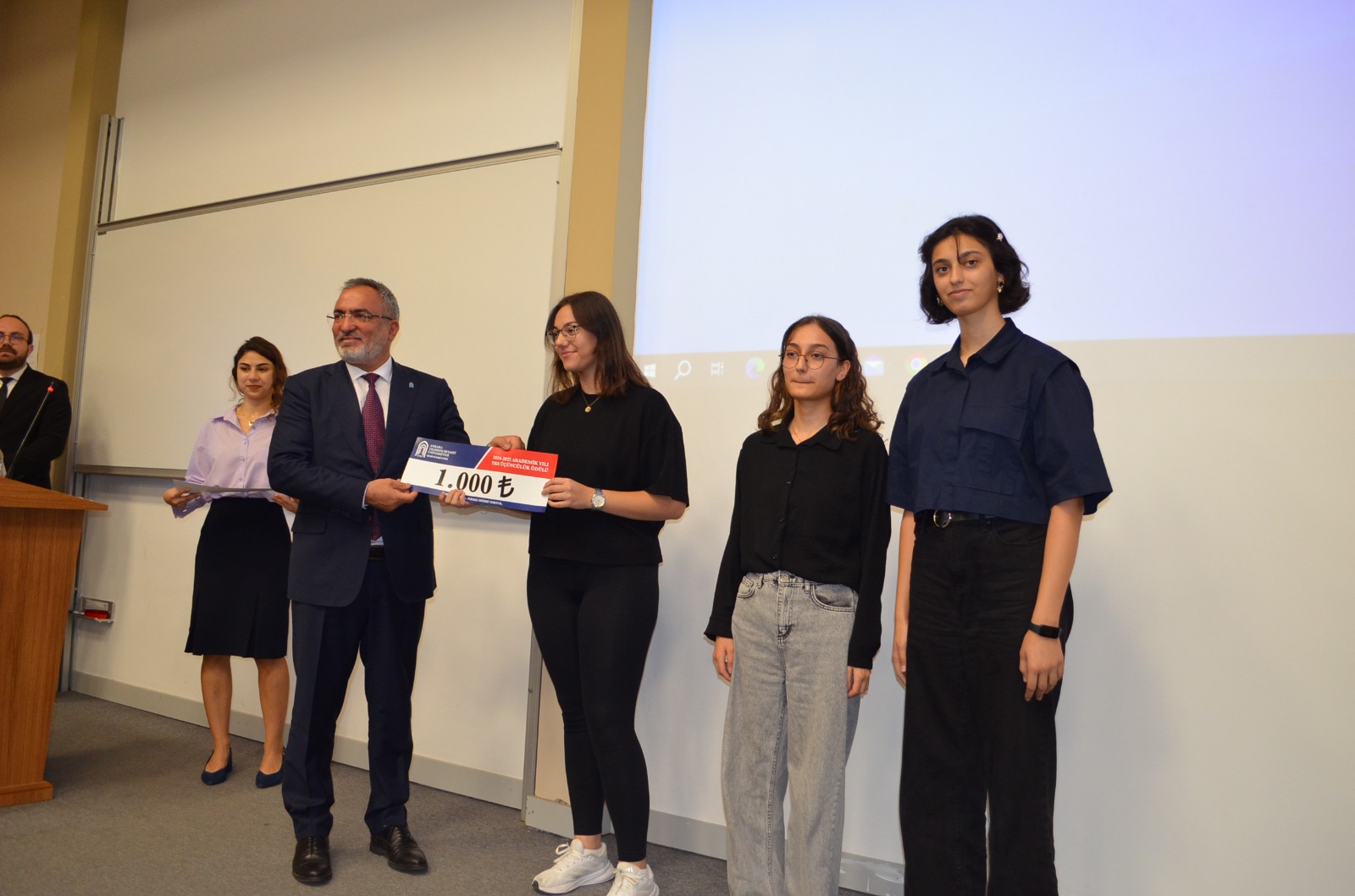 WhatsApp Image 2024-09-18 at 16.04.36.jpeg