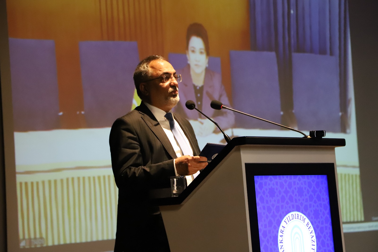 Ankara Yıldırım Beyazıt Üniversitesi Galeri Resmi