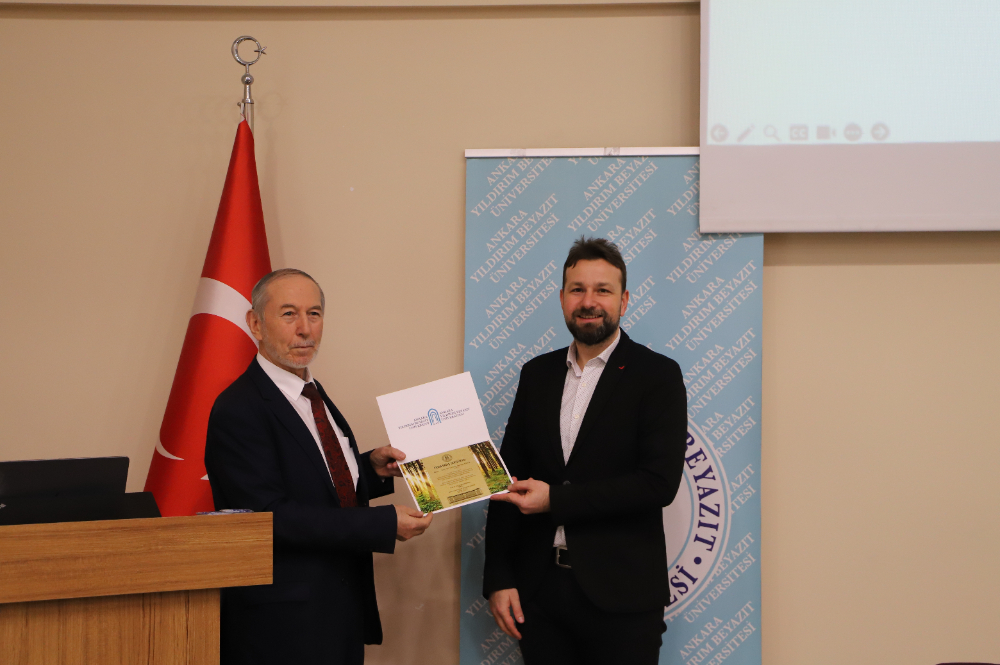 Ankara Yıldırım Beyazıt Üniversitesi Galeri Resmi