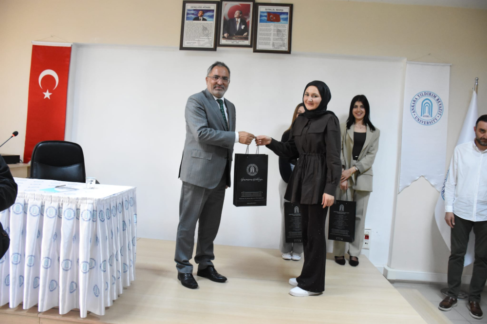 Ankara Yıldırım Beyazıt Üniversitesi Galeri Resmi