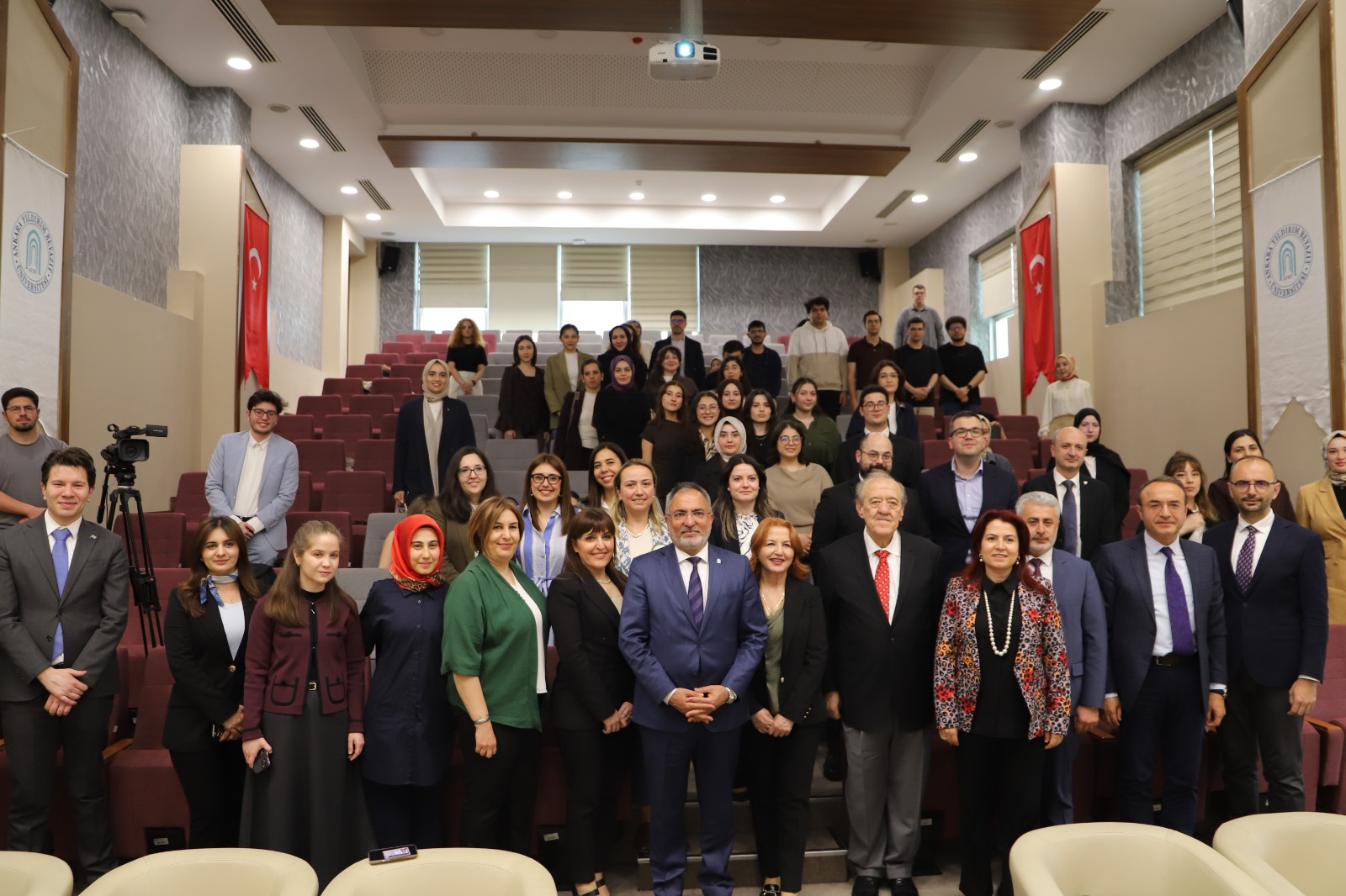 Ankara Yıldırım Beyazıt Üniversitesi Galeri Resmi