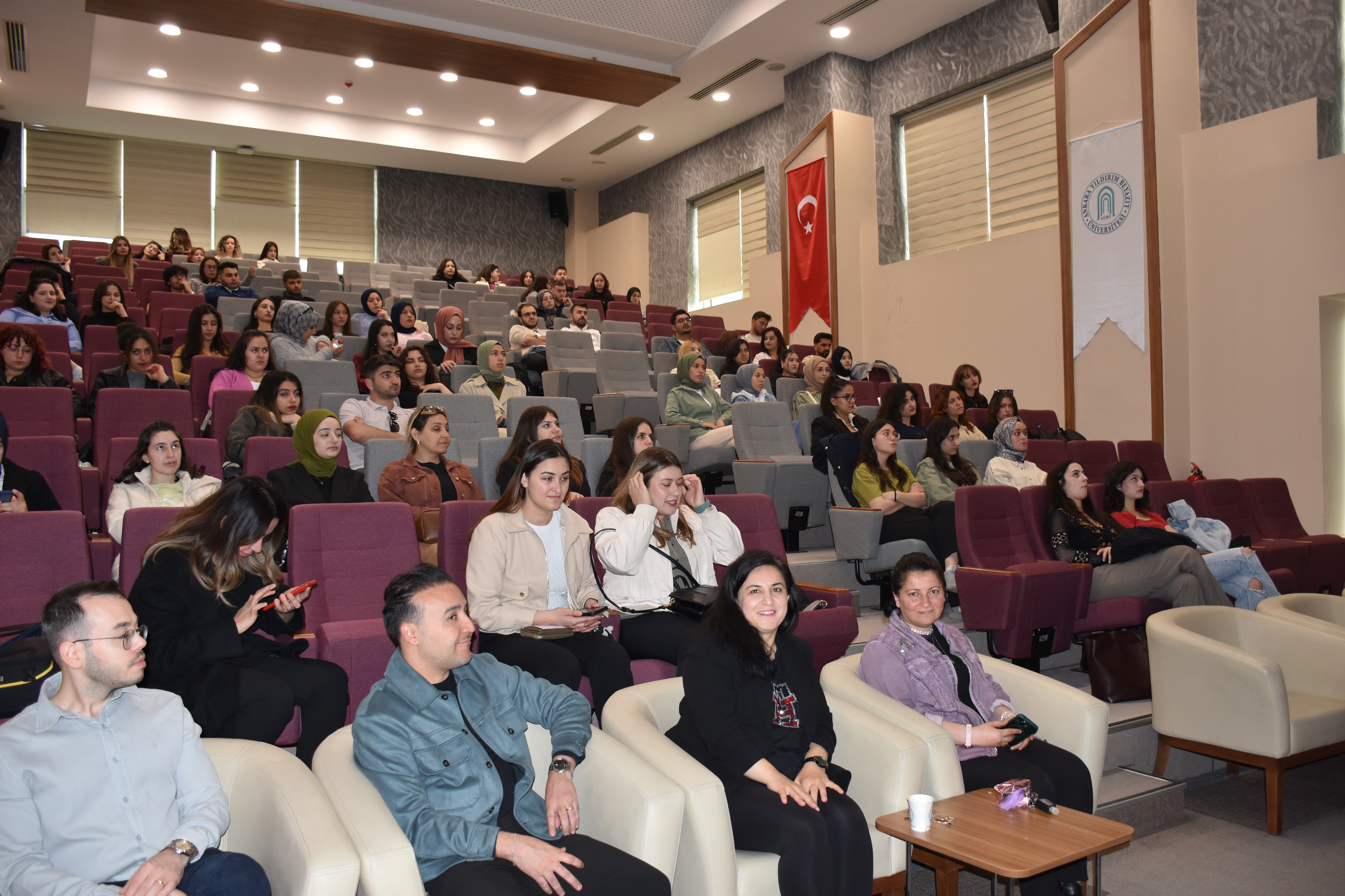 Ankara Yıldırım Beyazıt Üniversitesi Galeri Resmi