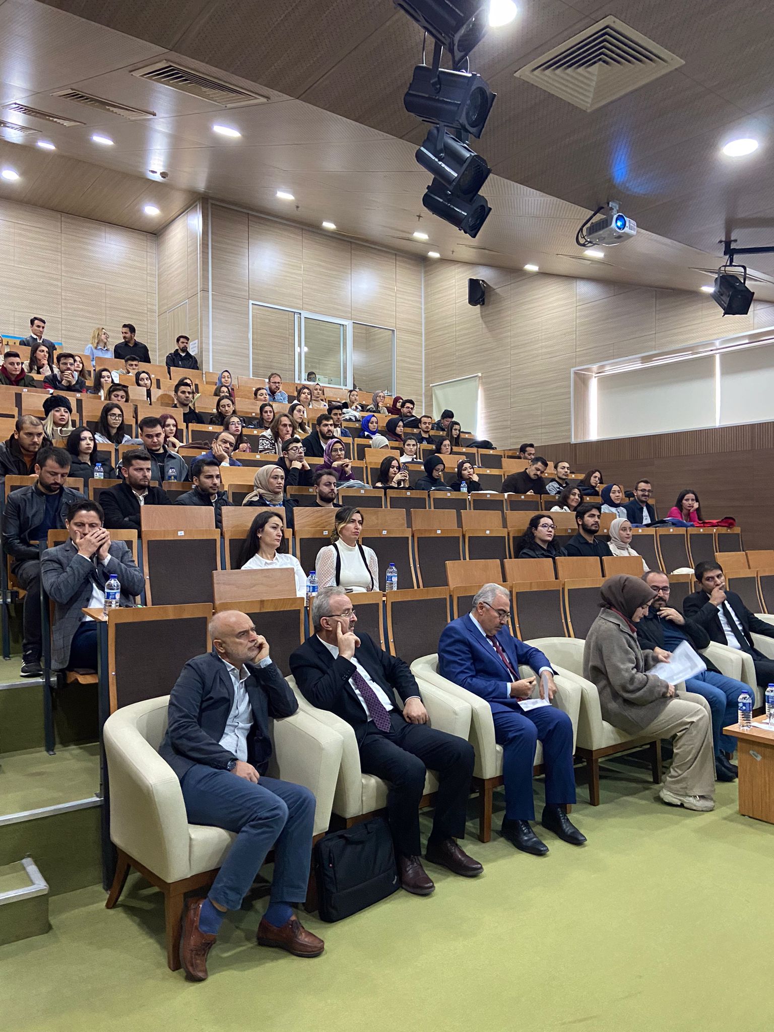 WhatsApp Image 2023-10-18 at 20.55.33.jpeg