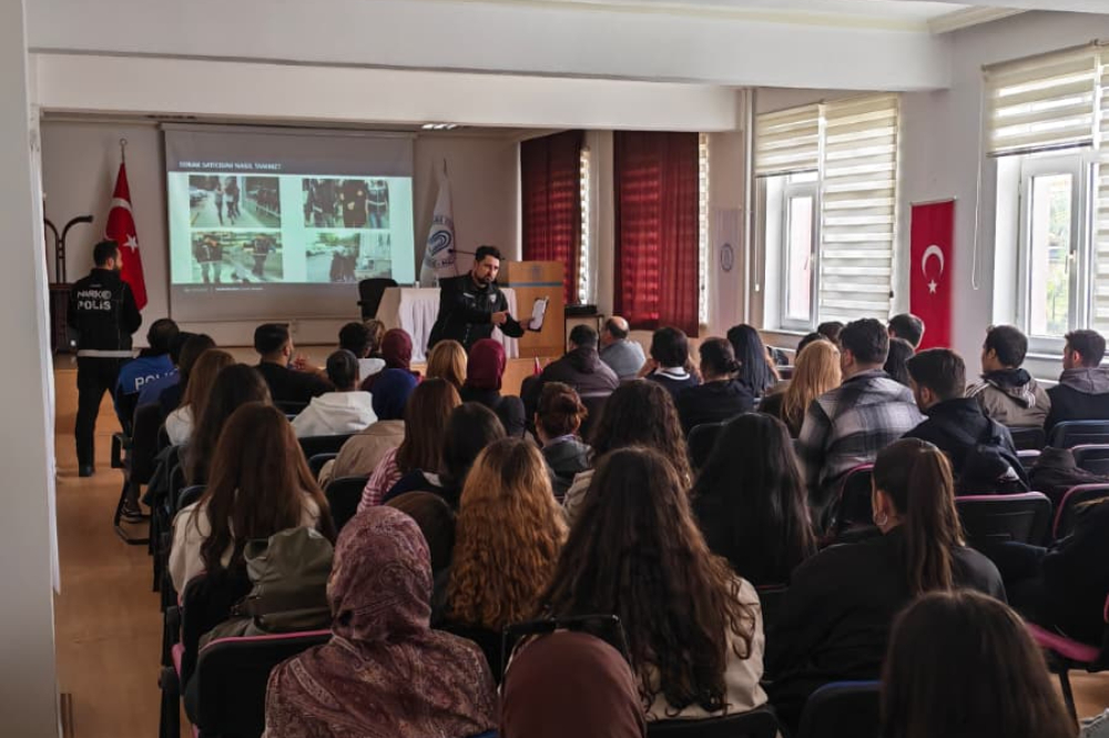 Ankara Yıldırım Beyazıt Üniversitesi Galeri Resmi