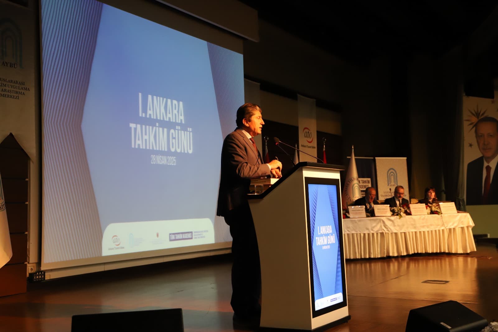 ii oturum pekcanıtez konuşma.jpeg