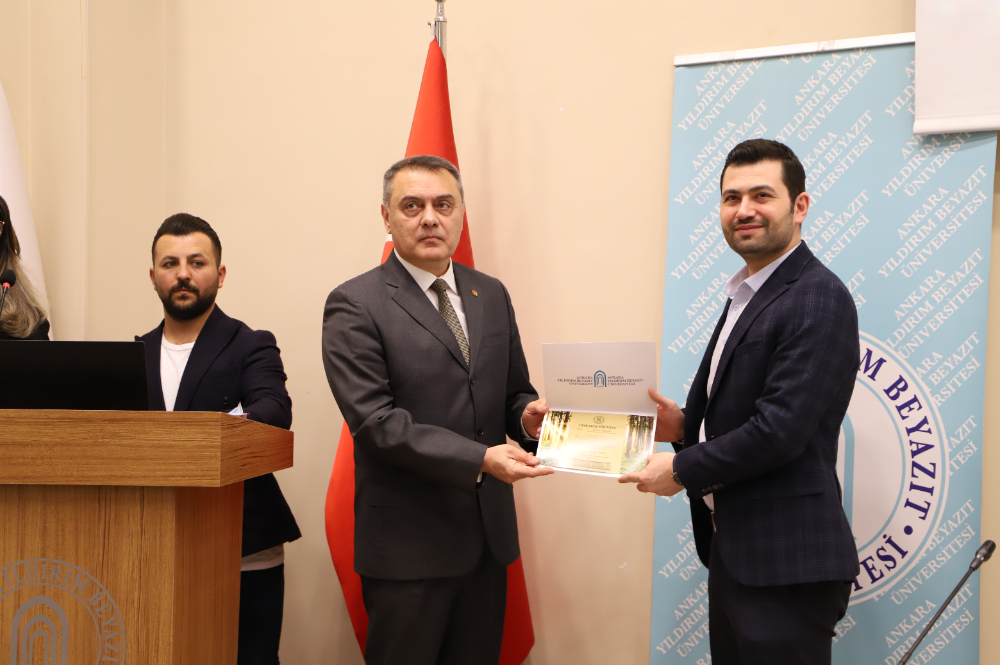 Ankara Yıldırım Beyazıt Üniversitesi Galeri Resmi