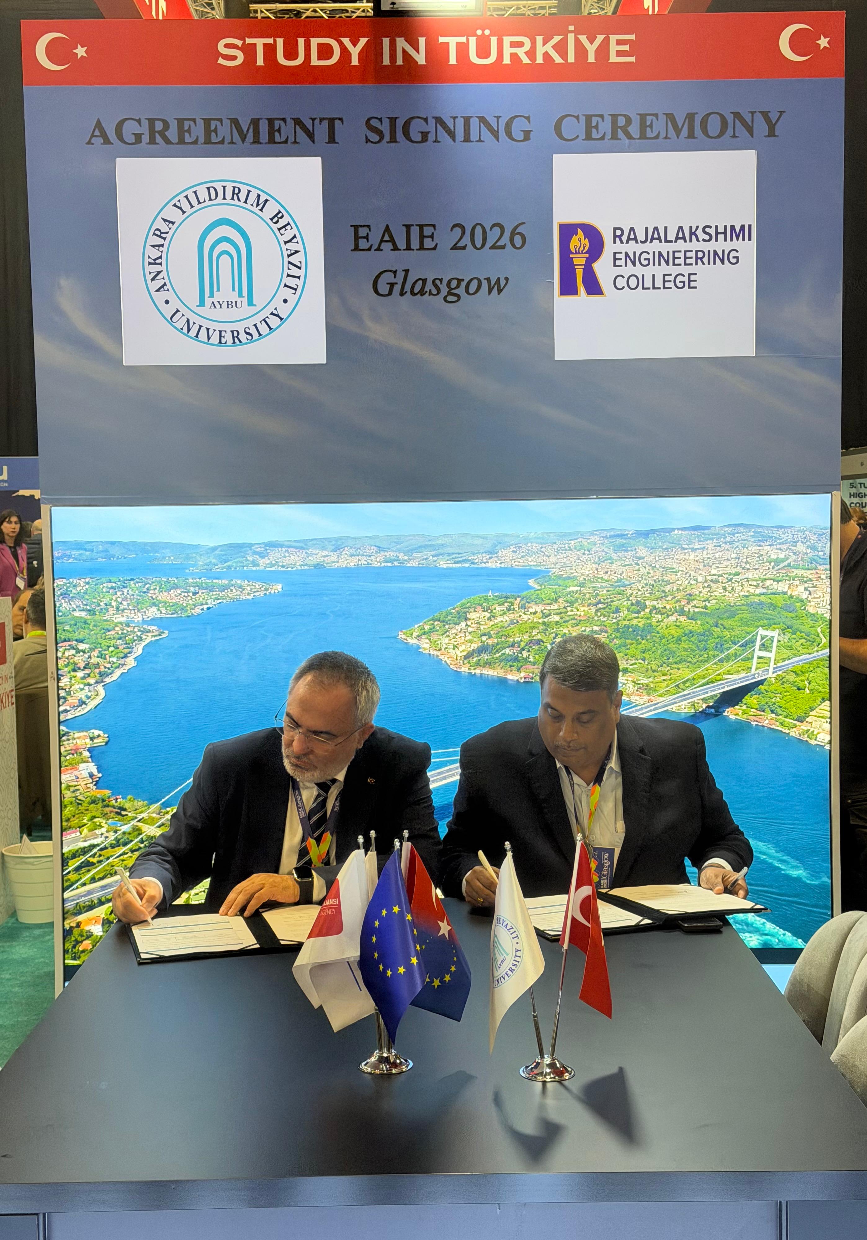 Ankara Yıldırım Beyazıt Üniversitesi Galeri Resmi