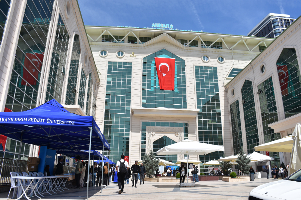 Ankara Yıldırım Beyazıt Üniversitesi Galeri Resmi