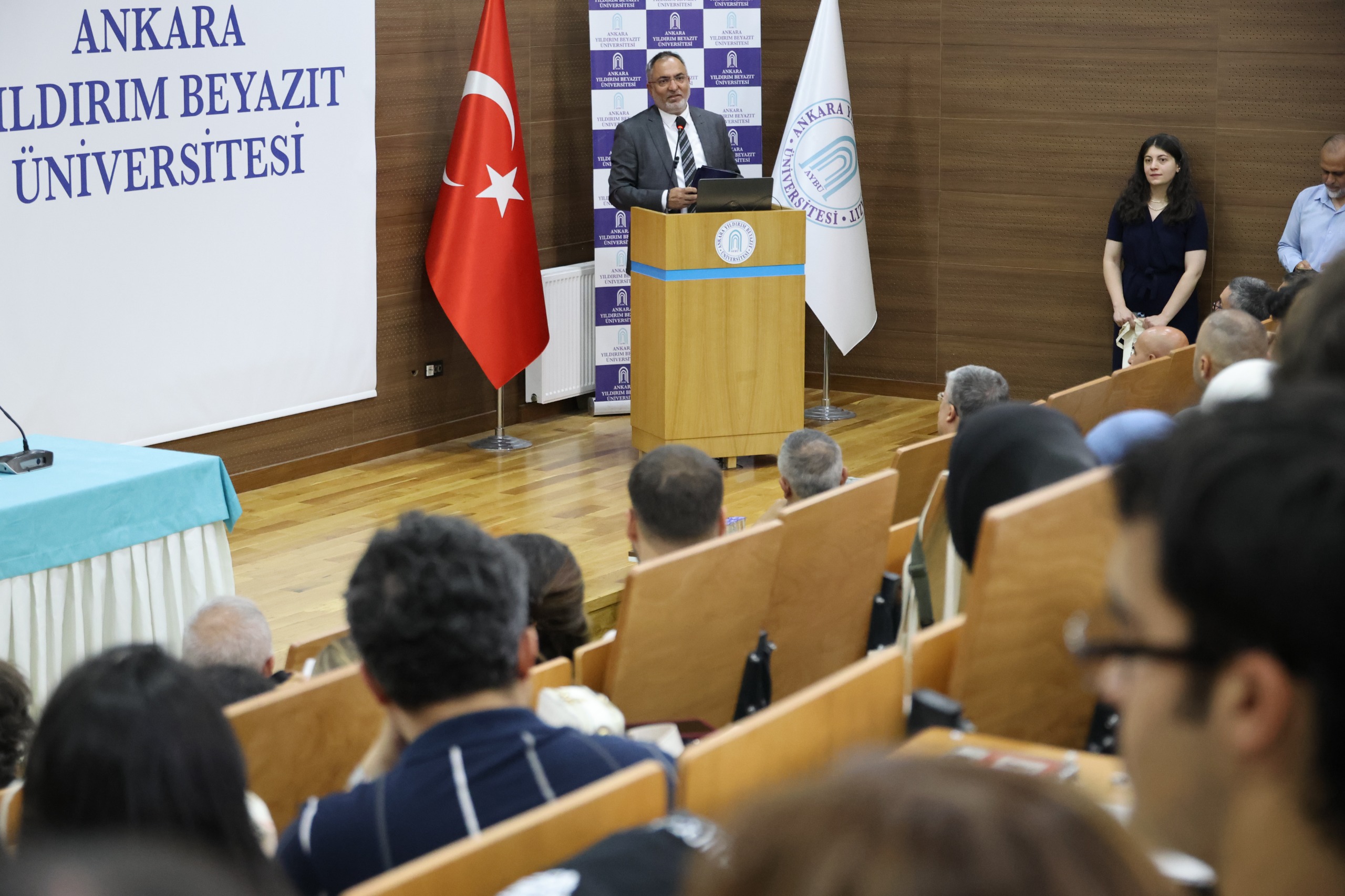 Ankara Yıldırım Beyazıt Üniversitesi Galeri Resmi