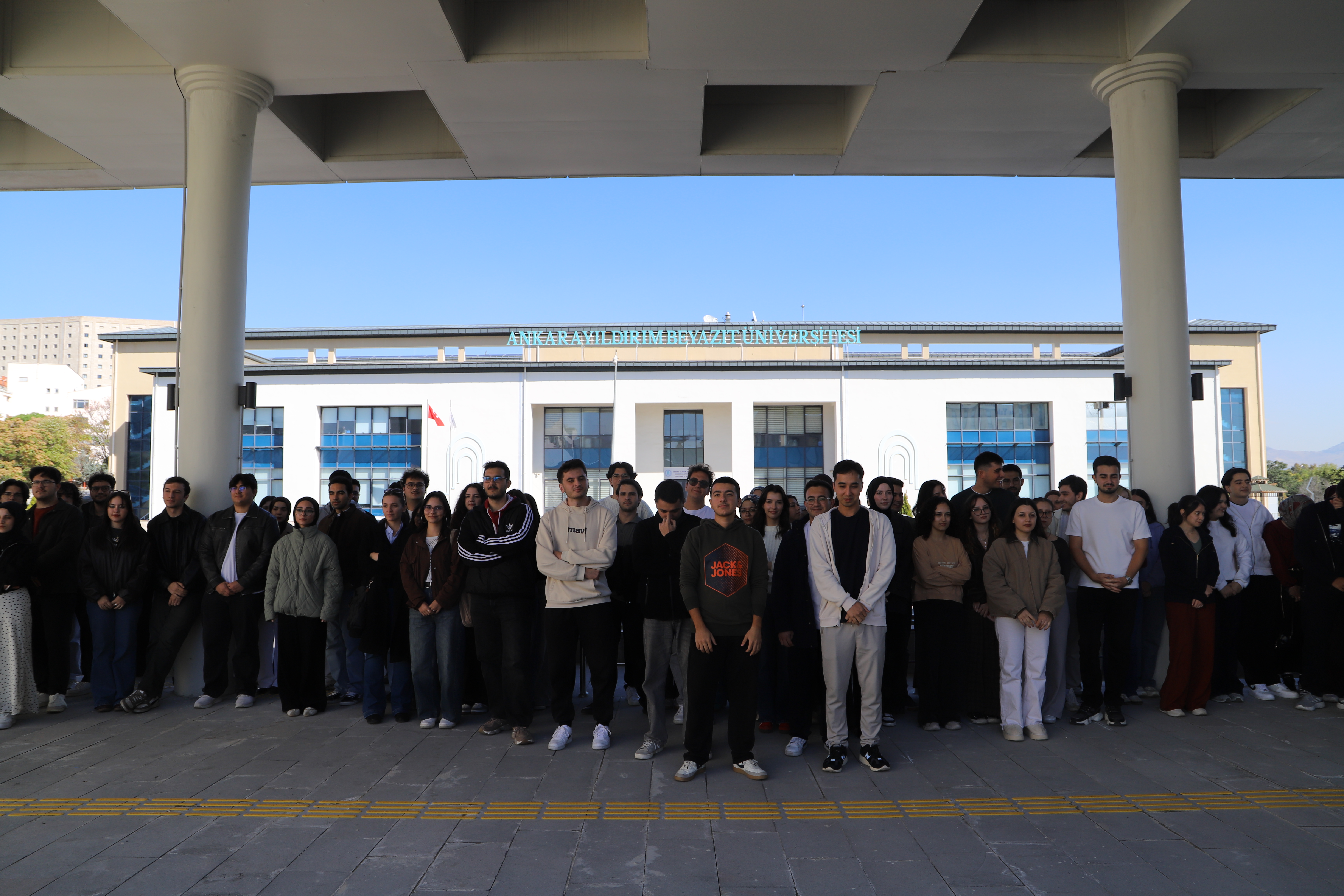 Ankara Yıldırım Beyazıt Üniversitesi Galeri Resmi