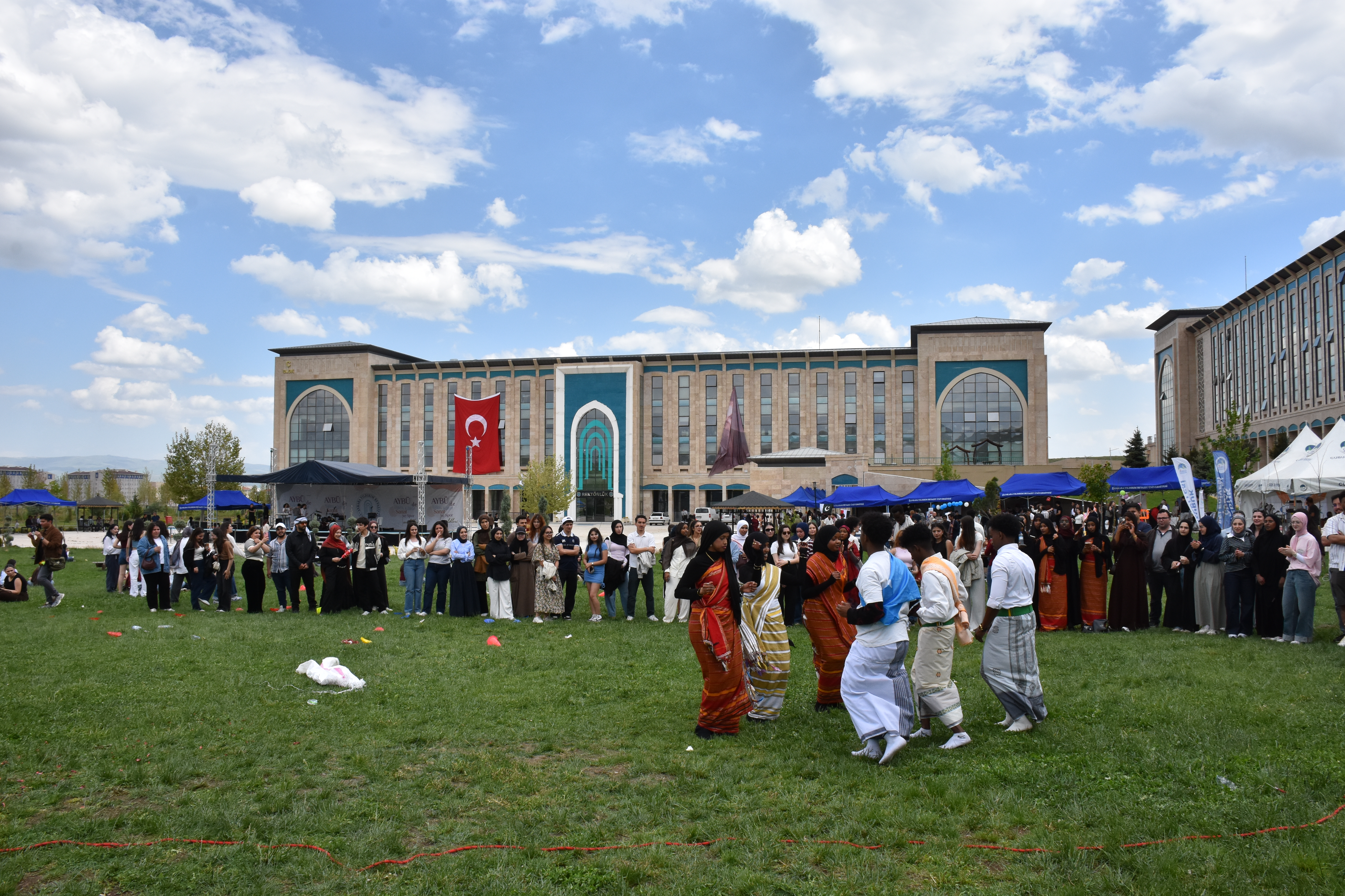 Ankara Yıldırım Beyazıt Üniversitesi Galeri Resmi
