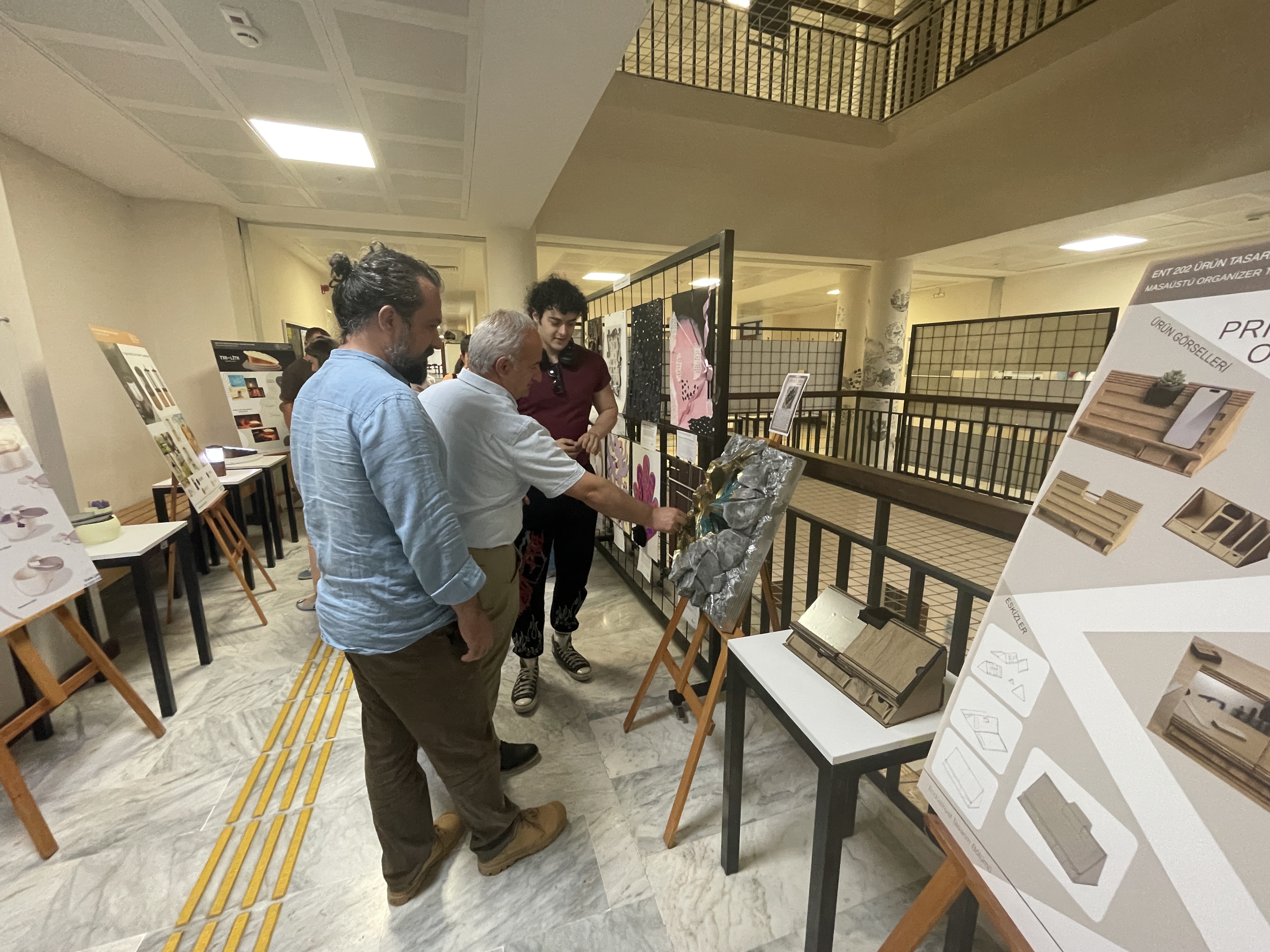 Ankara Yıldırım Beyazıt Üniversitesi Galeri Resmi