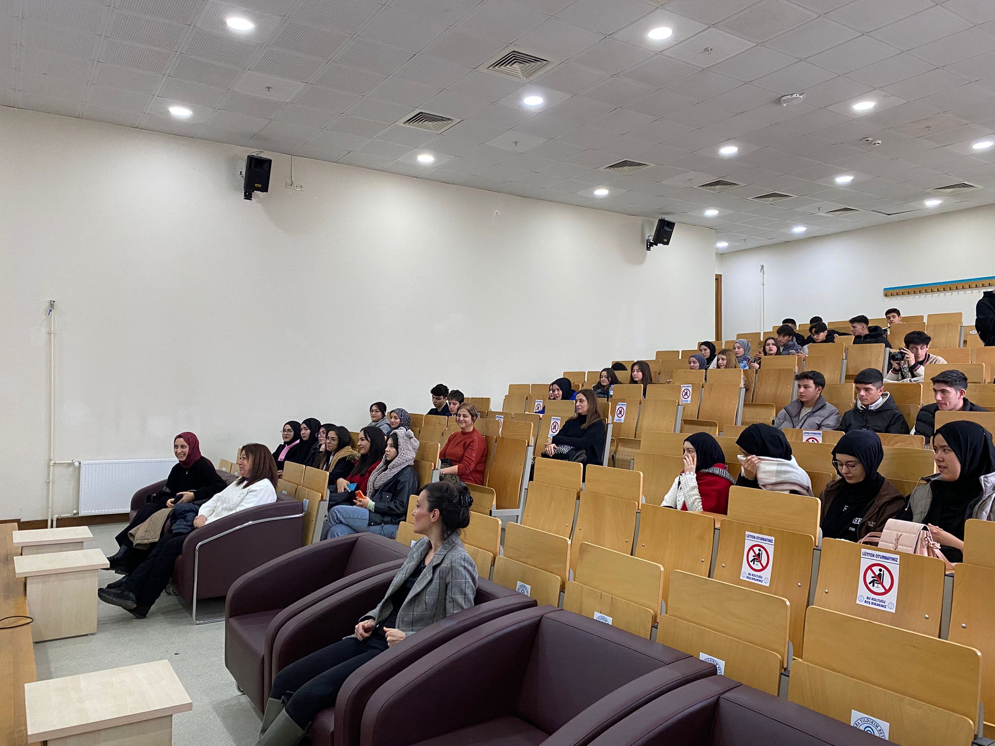 WhatsApp Image 2024-12-13 at 15.51.06 (1).jpeg