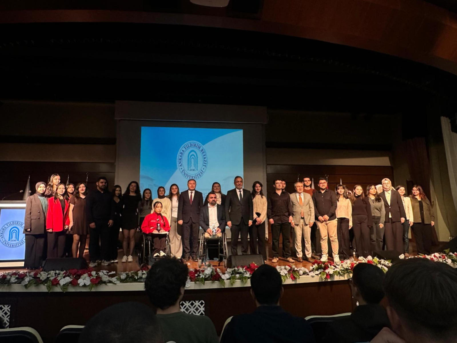 AYBÜ III. Engelsiz Yarınlar Öğrenci Paneli Sonrası Toplu Fotoğraf