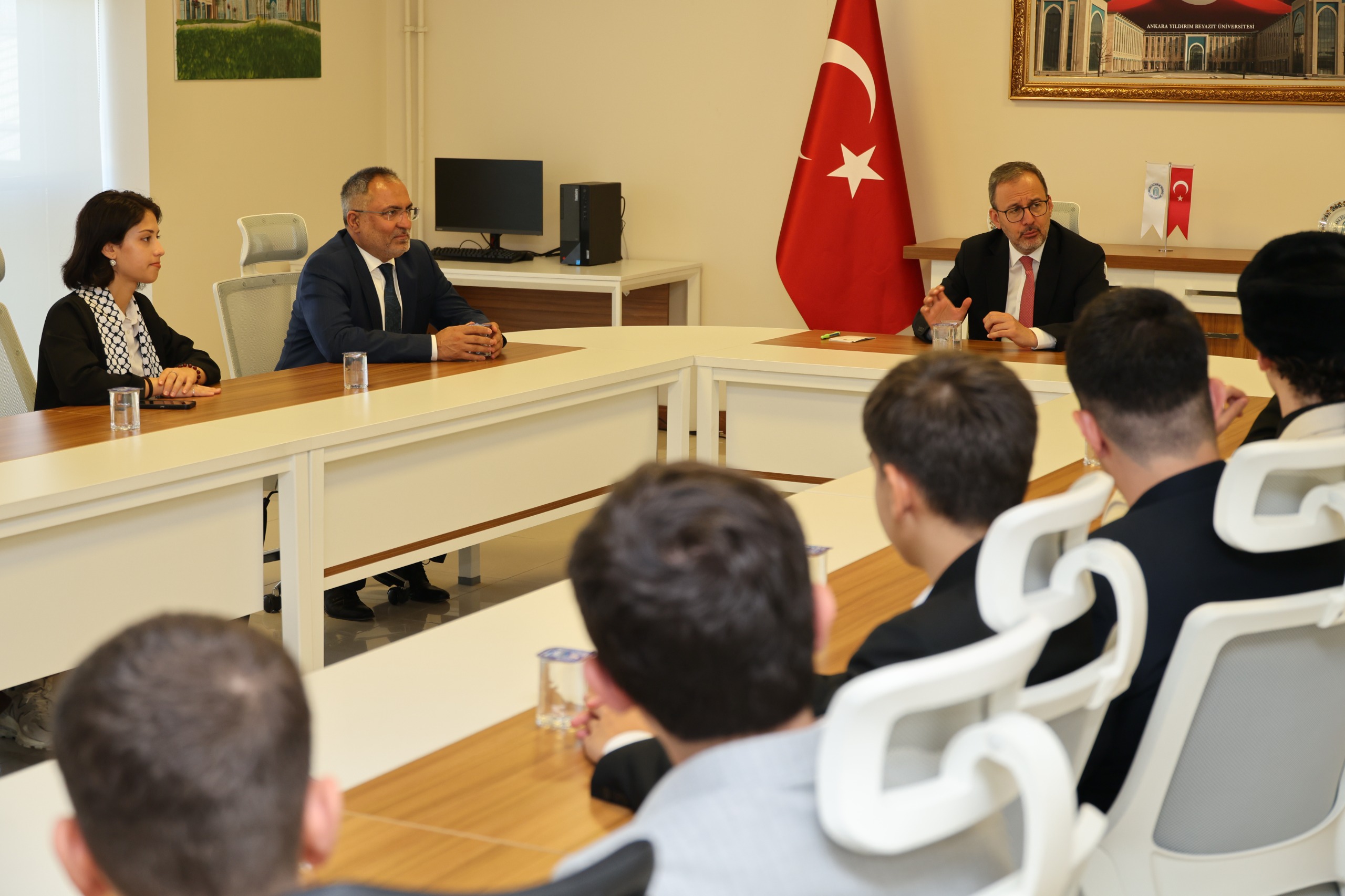 Ankara Yıldırım Beyazıt Üniversitesi Galeri Resmi