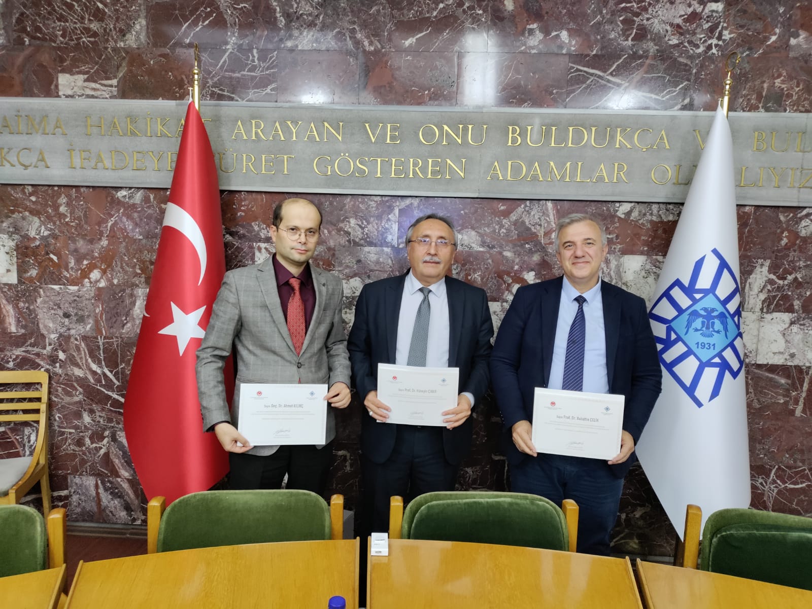 WhatsApp Image 2022-11-27 at 18.00.00.jpeg