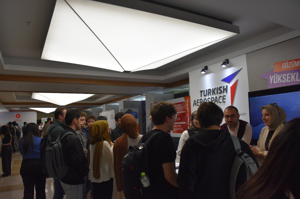 Ankara Yıldırım Beyazıt Üniversitesi Galeri Resmi