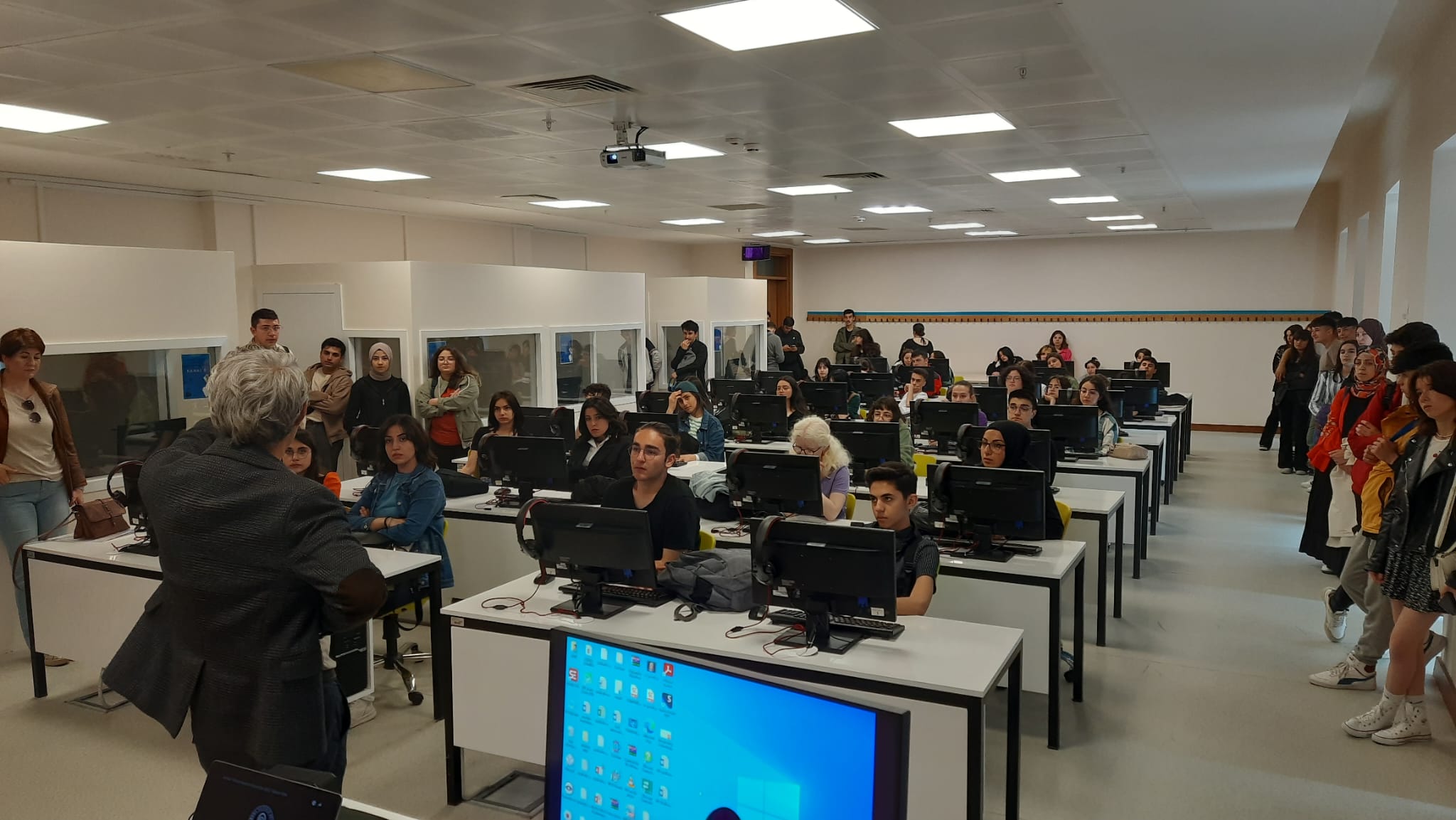 WhatsApp Image 2023-05-10 at 12.36.42.jpeg