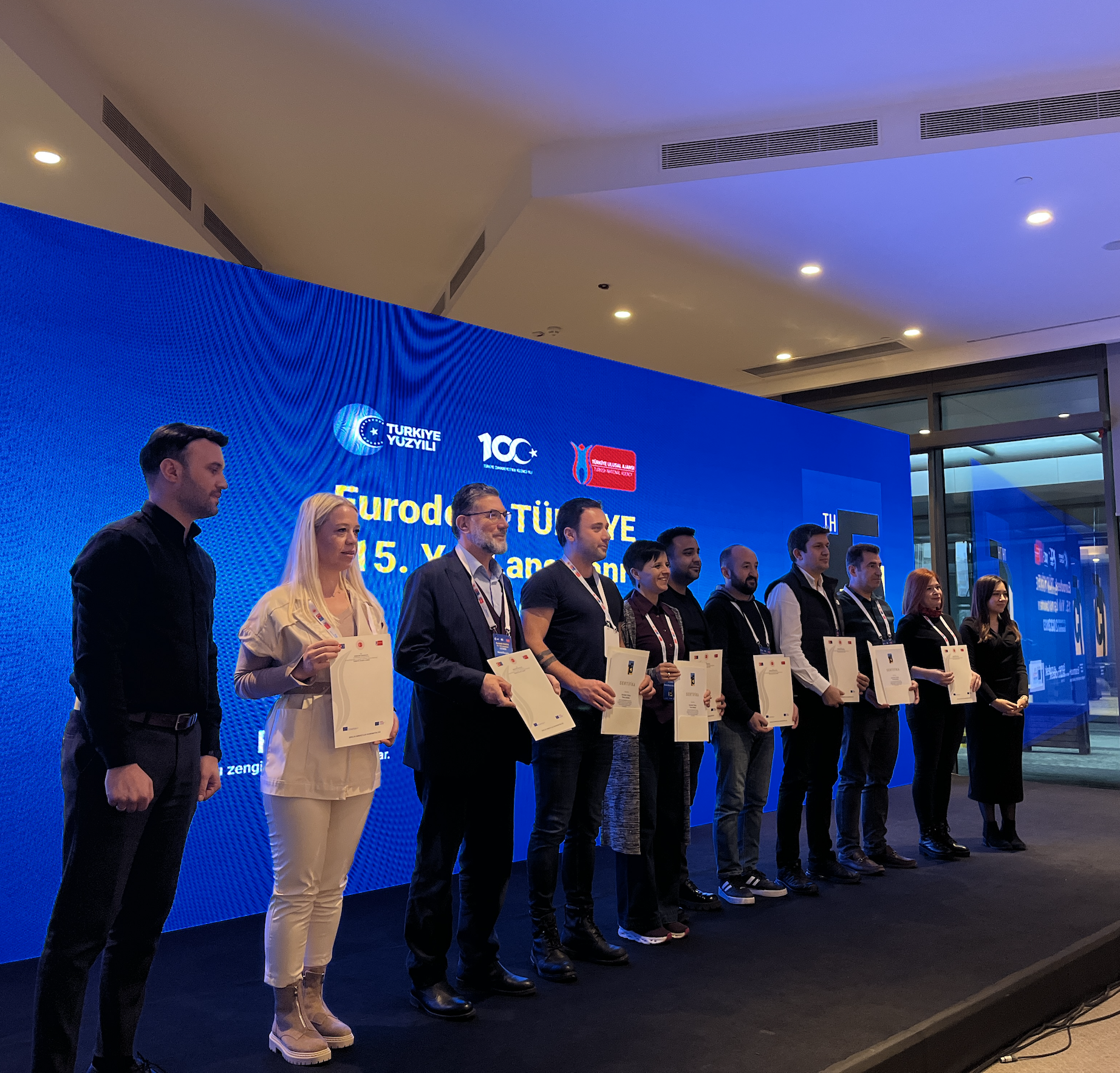 Ekran Resmi 2023-12-01 22.24.42.png