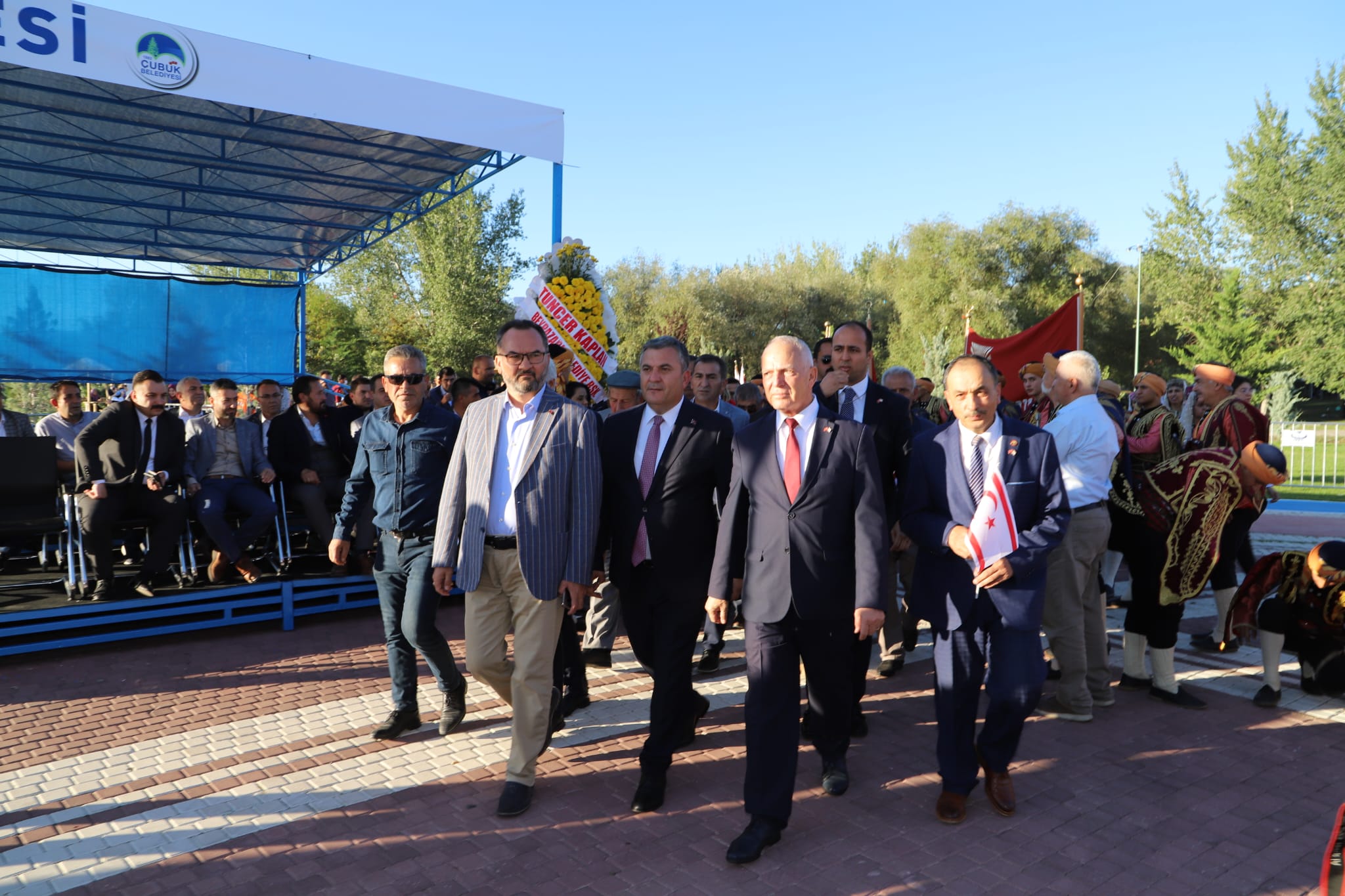 WhatsApp Image 2022-09-09 at 16.39.22 (1).jpeg