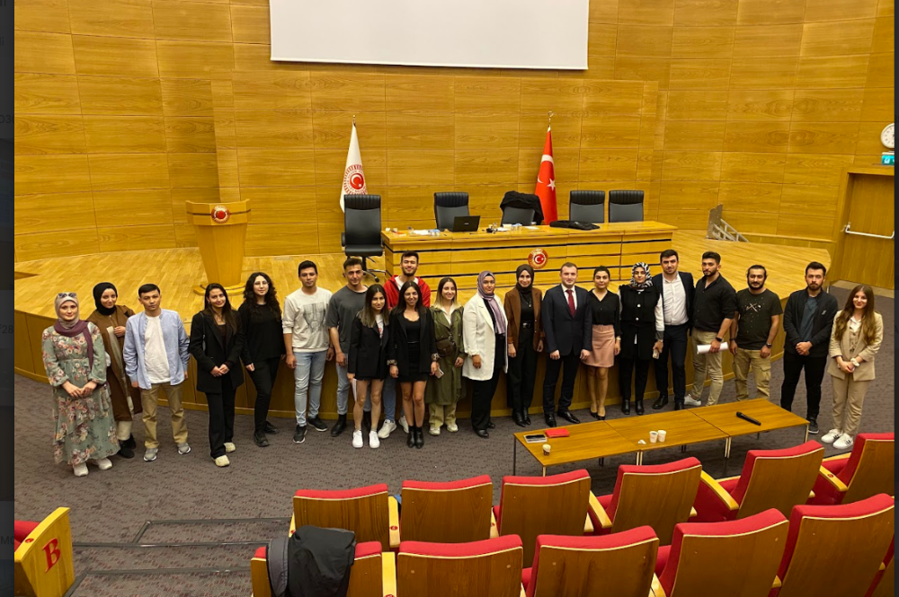 Ankara Yıldırım Beyazıt Üniversitesi Galeri Resmi