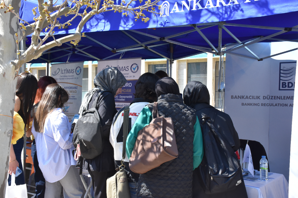 Ankara Yıldırım Beyazıt Üniversitesi Galeri Resmi