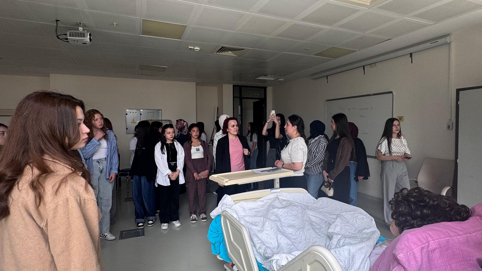 Ankara Yıldırım Beyazıt Üniversitesi Galeri Resmi