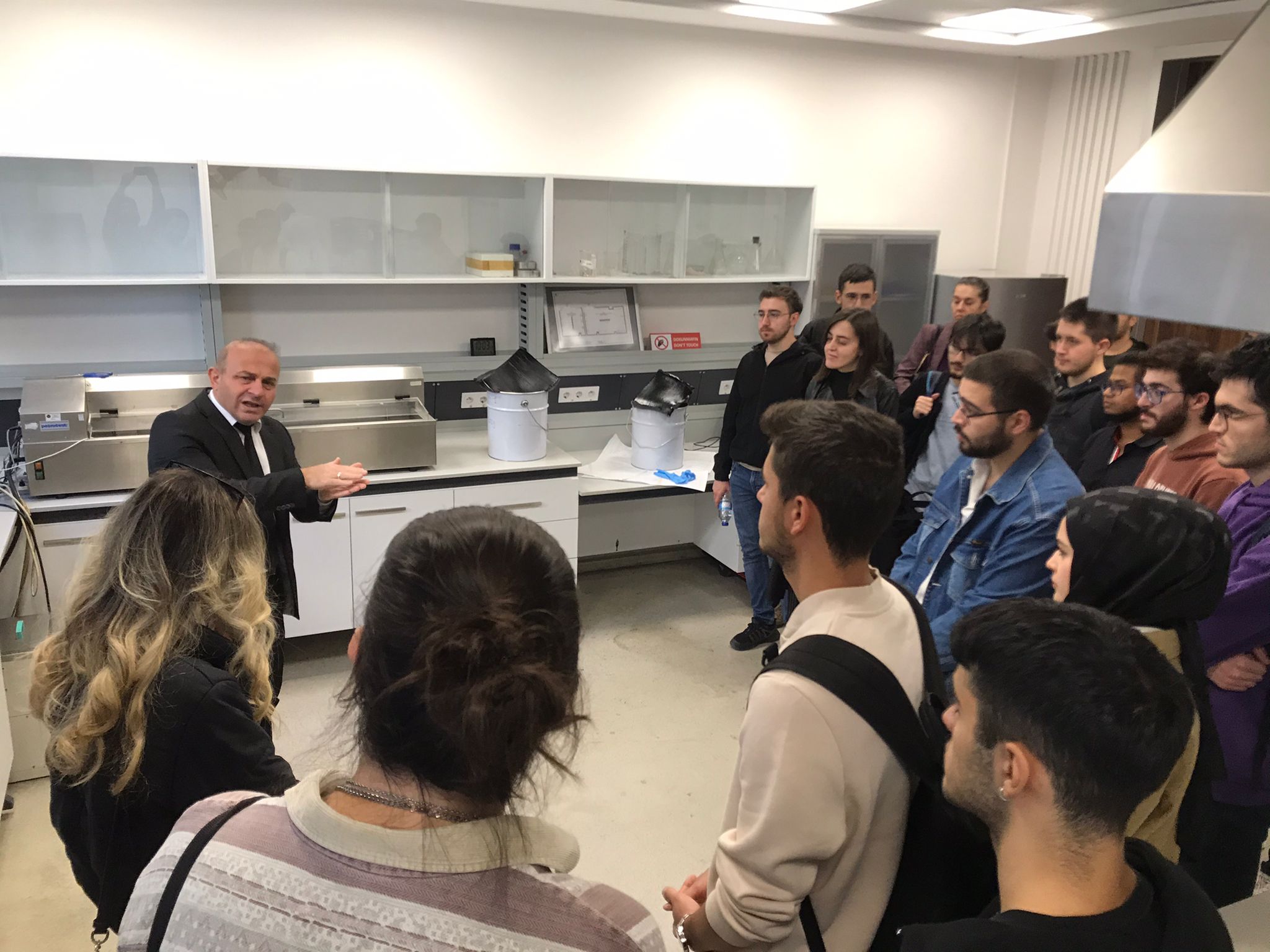 WhatsApp Image 2023-10-20 at 15.11.08 (1).jpeg