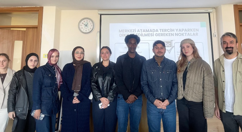 Katılımcıların topluca çekilmiş bir fotoğrafı