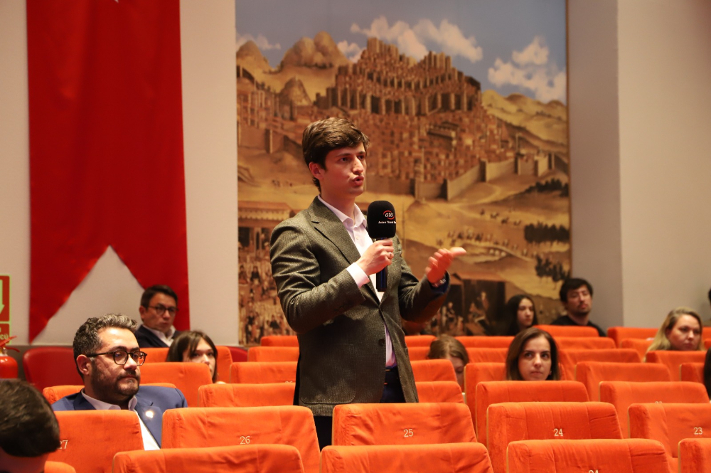 Ankara Yıldırım Beyazıt Üniversitesi Galeri Resmi