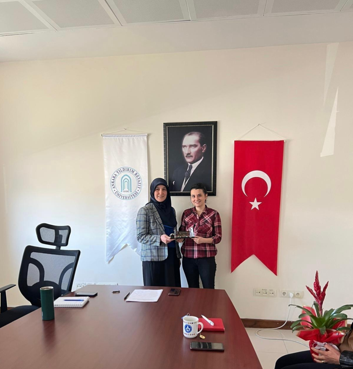 Öğretim Üyesi Atama Tebriği Fotoğrafı 