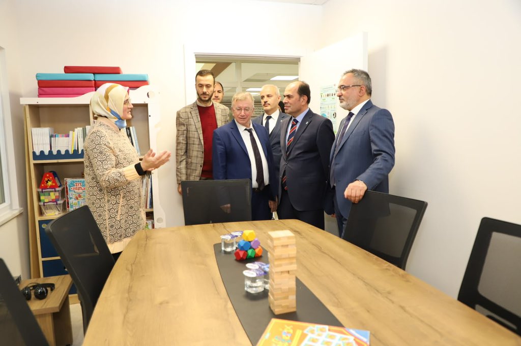 WhatsApp Image 2023-12-04 at 09.05.30 (2).jpeg