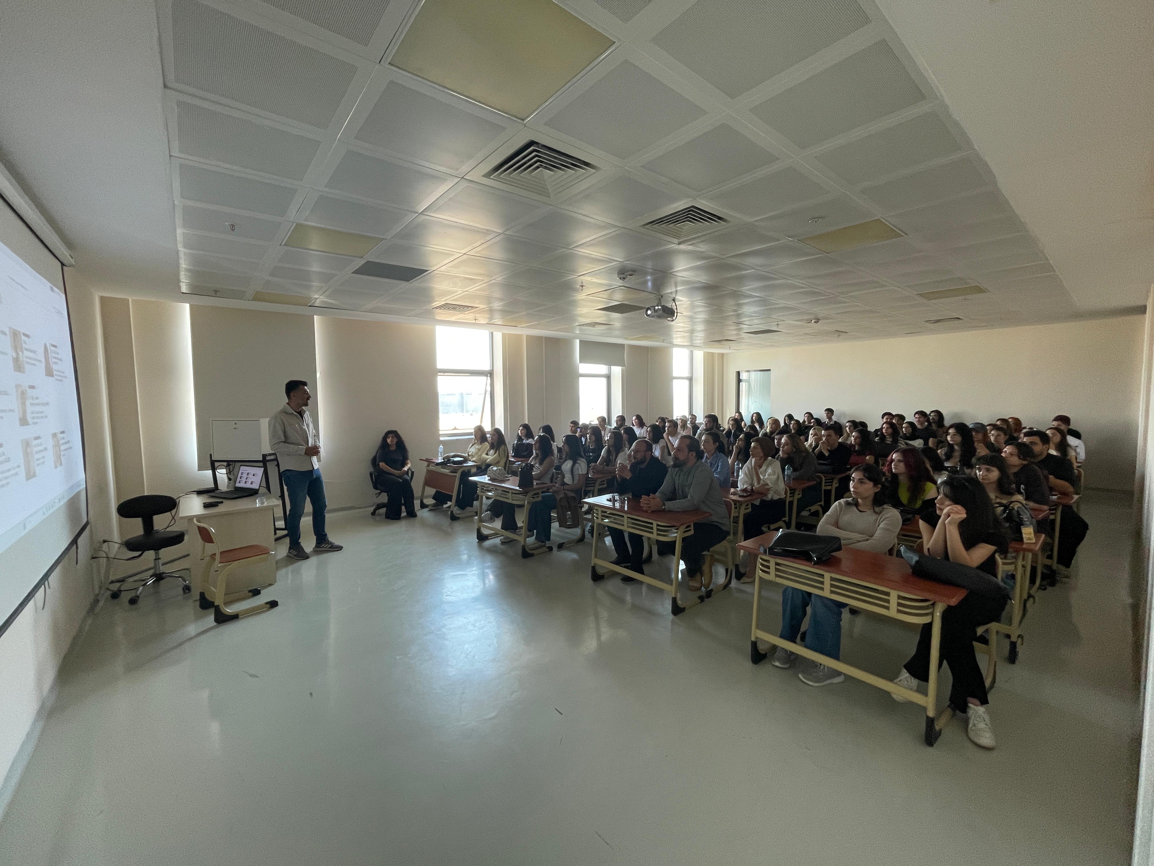 Ankara Yıldırım Beyazıt Üniversitesi Galeri Resmi