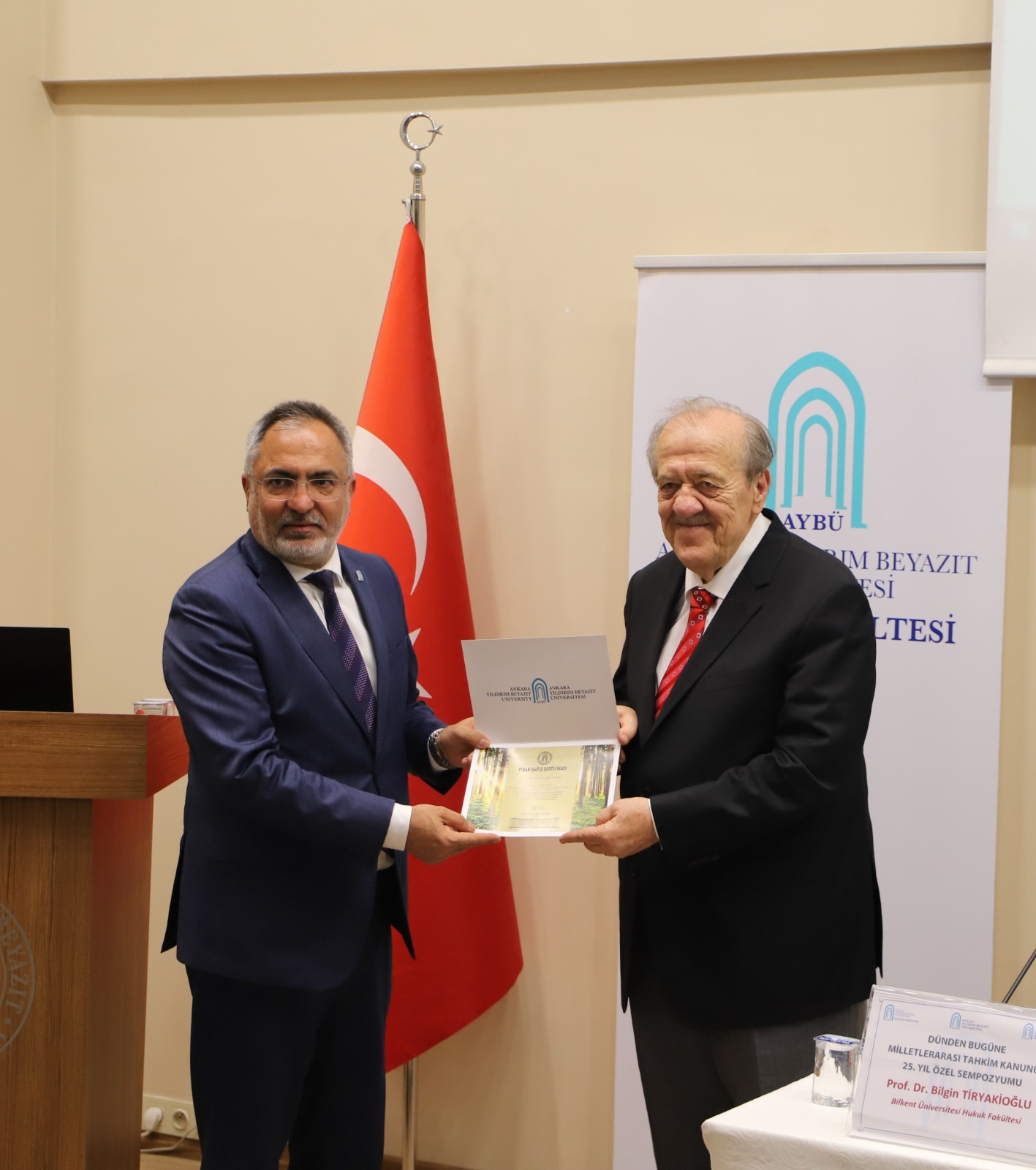 Ankara Yıldırım Beyazıt Üniversitesi Galeri Resmi