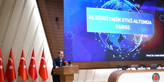 Yargıtay Başkanlığı ev sahipliğinde düzenlenen "Yapay Zekanın Yargı Alanında Kullanımı Sempozyumu", yüksek yargı üyelerini ve lider akademisyenleri bir araya getirdi. 
