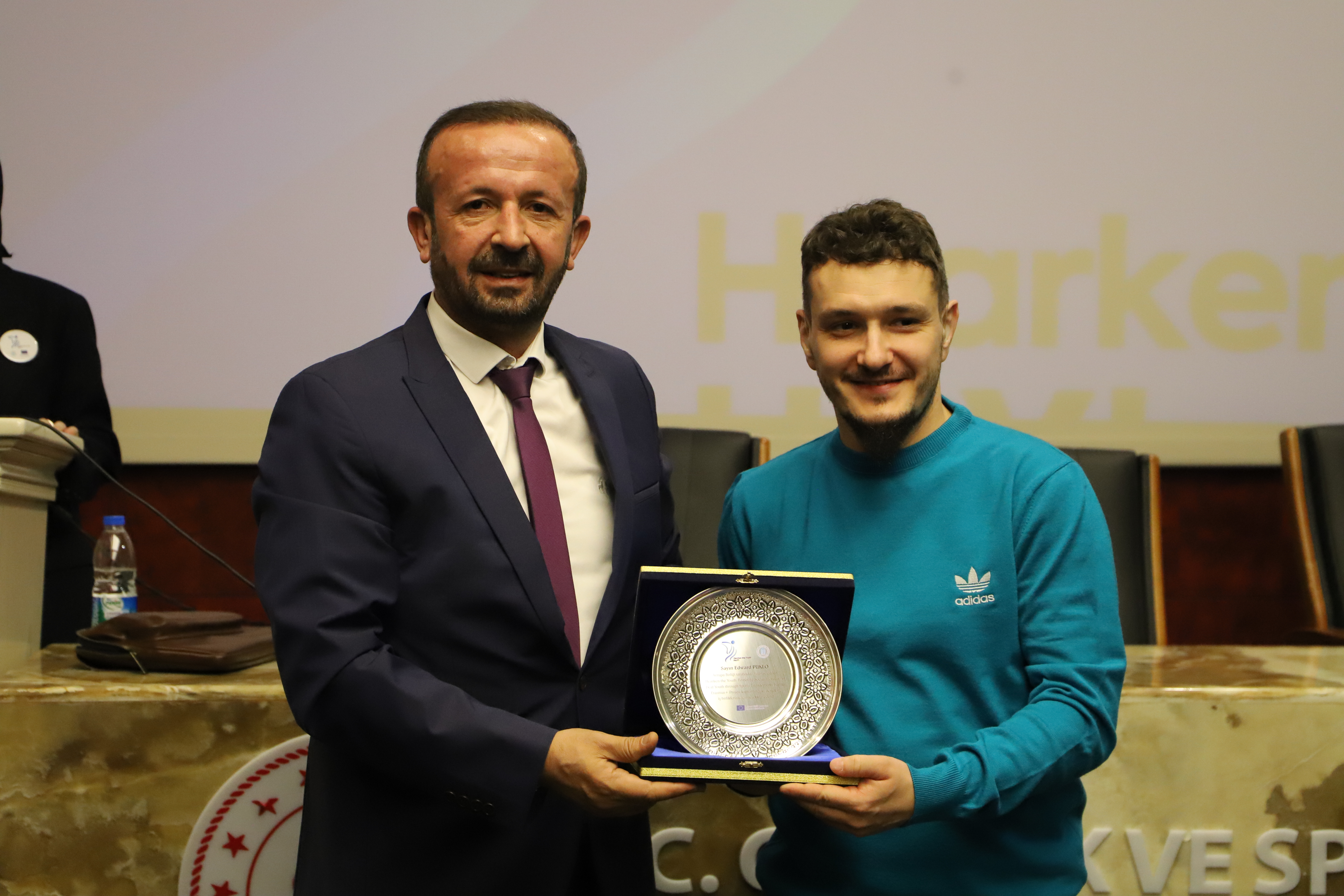 17 proje açılış plaket 7.JPG