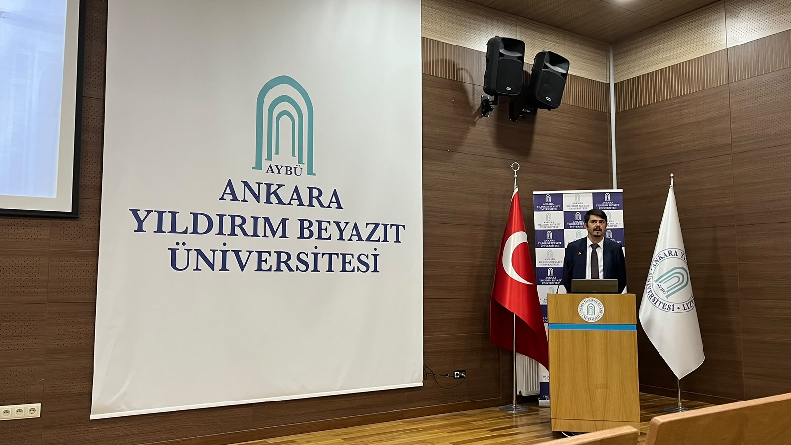 Ankara Yıldırım Beyazıt Üniversitesi Galeri Resmi