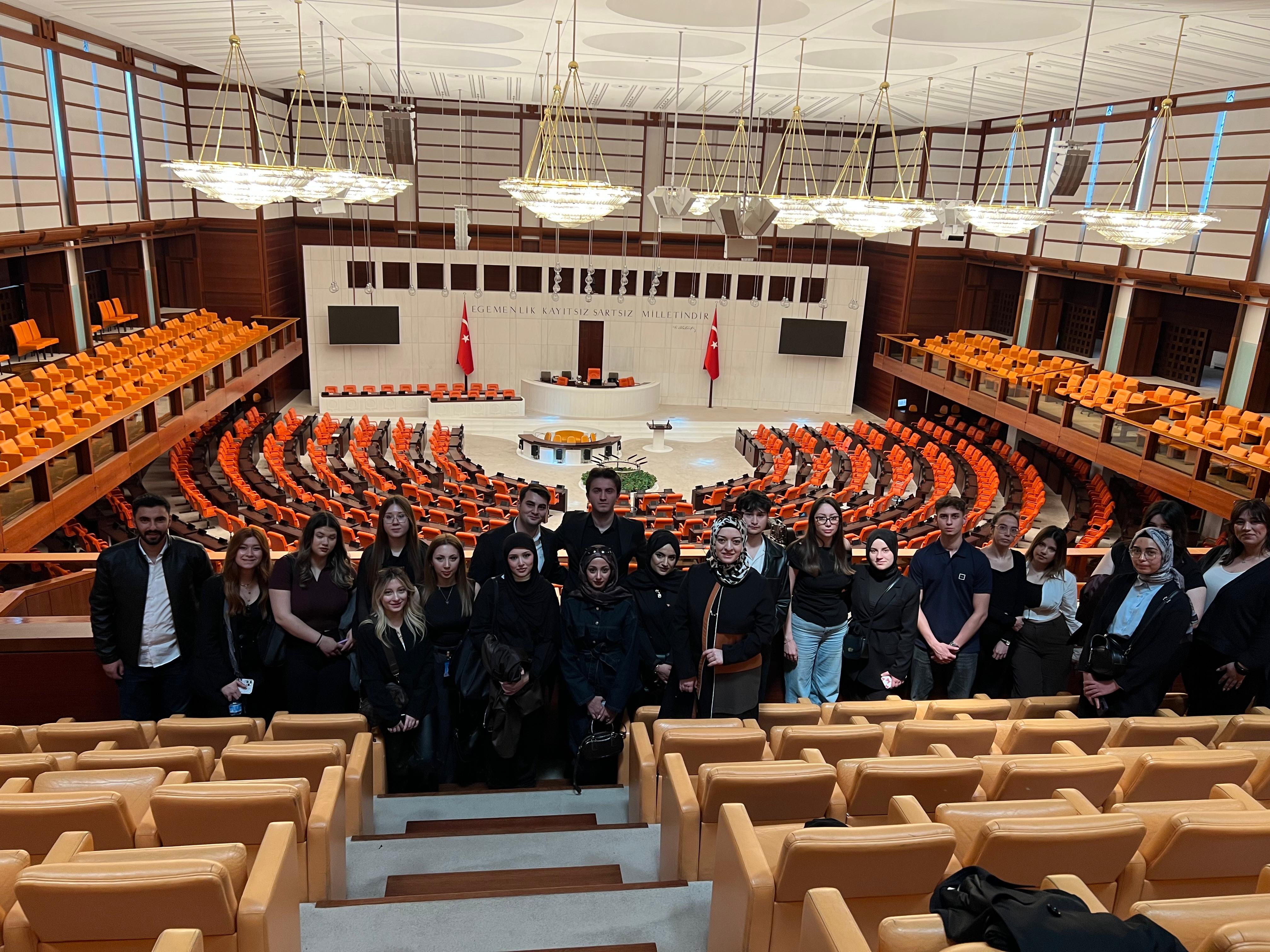 Ankara Yıldırım Beyazıt Üniversitesi Galeri Resmi
