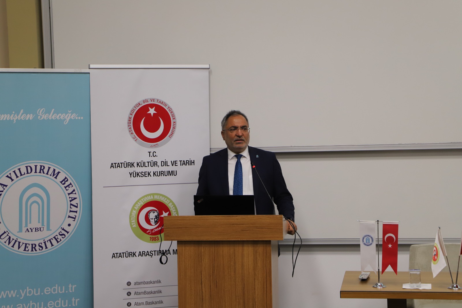 Ankara Yıldırım Beyazıt Üniversitesi Galeri Resmi