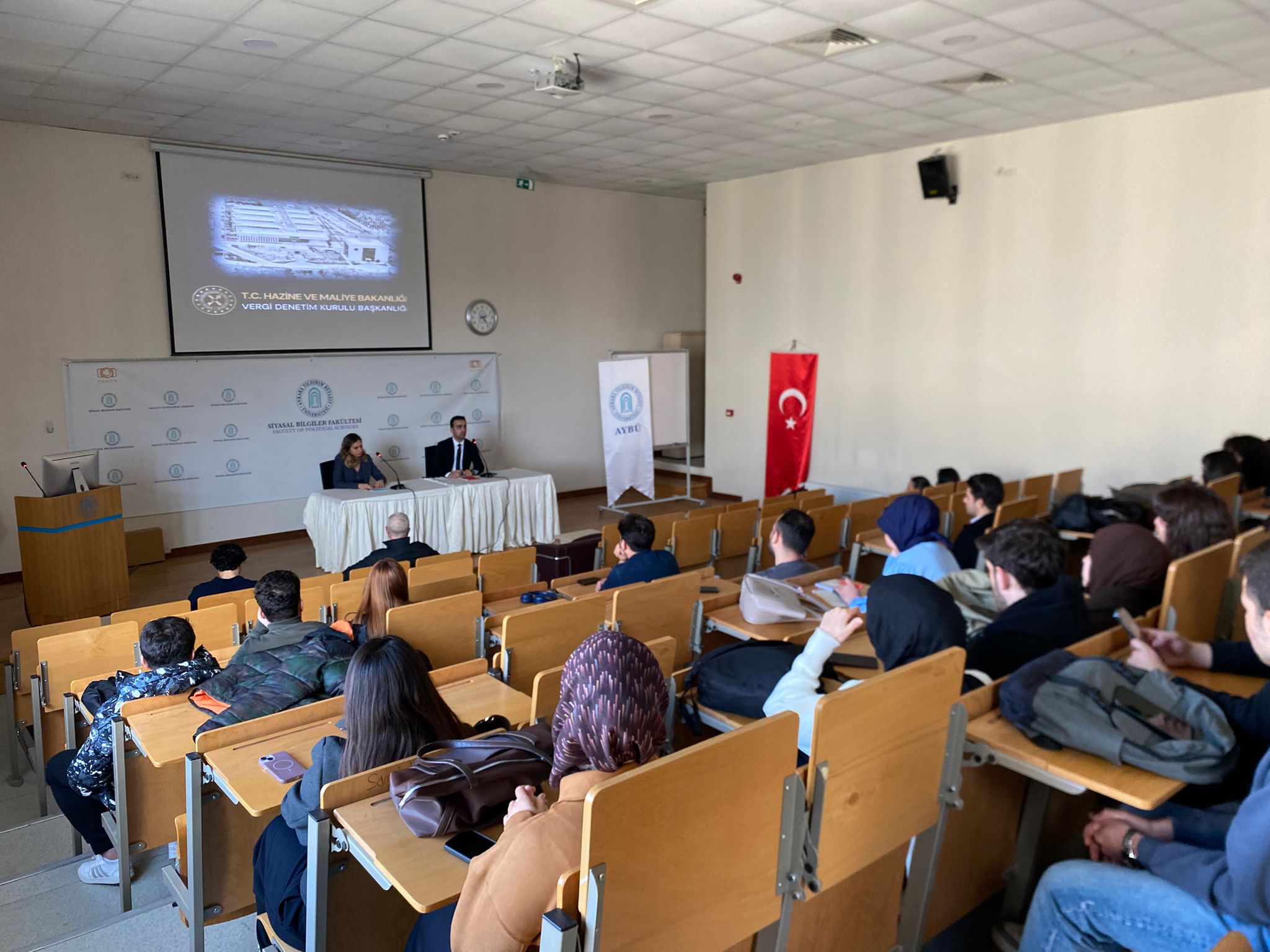 Ankara Yıldırım Beyazıt Üniversitesi Galeri Resmi