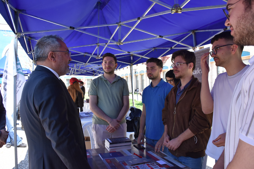Ankara Yıldırım Beyazıt Üniversitesi Galeri Resmi