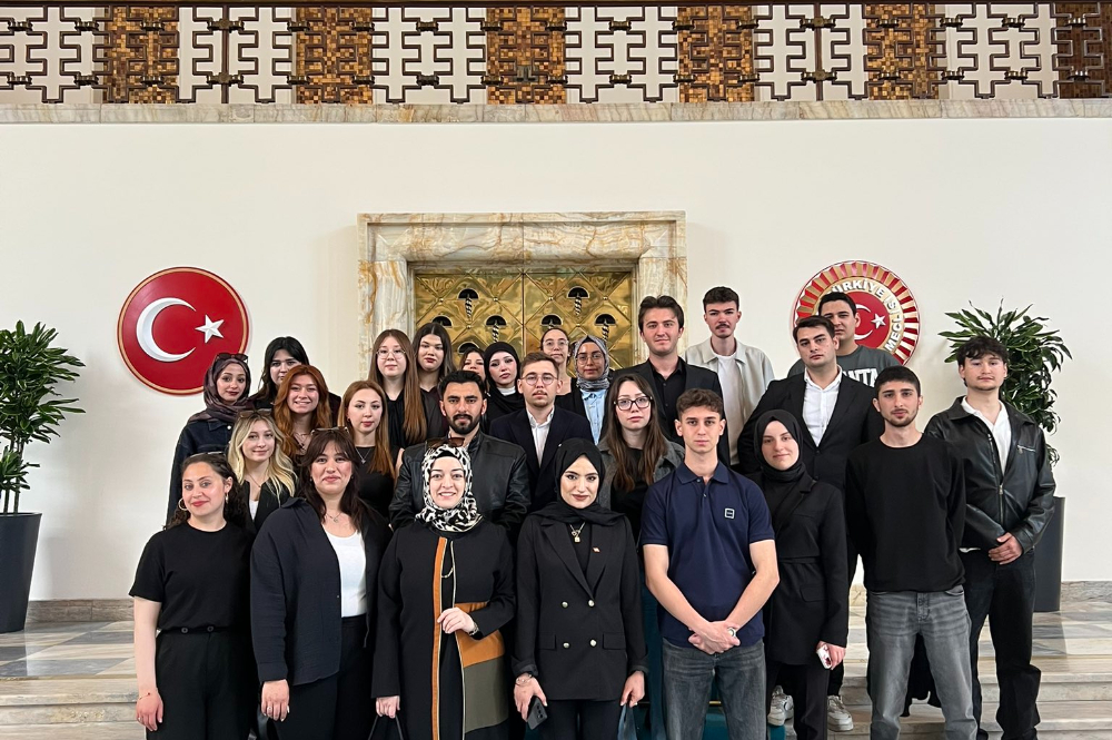 Ankara Yıldırım Beyazıt Üniversitesi Galeri Resmi