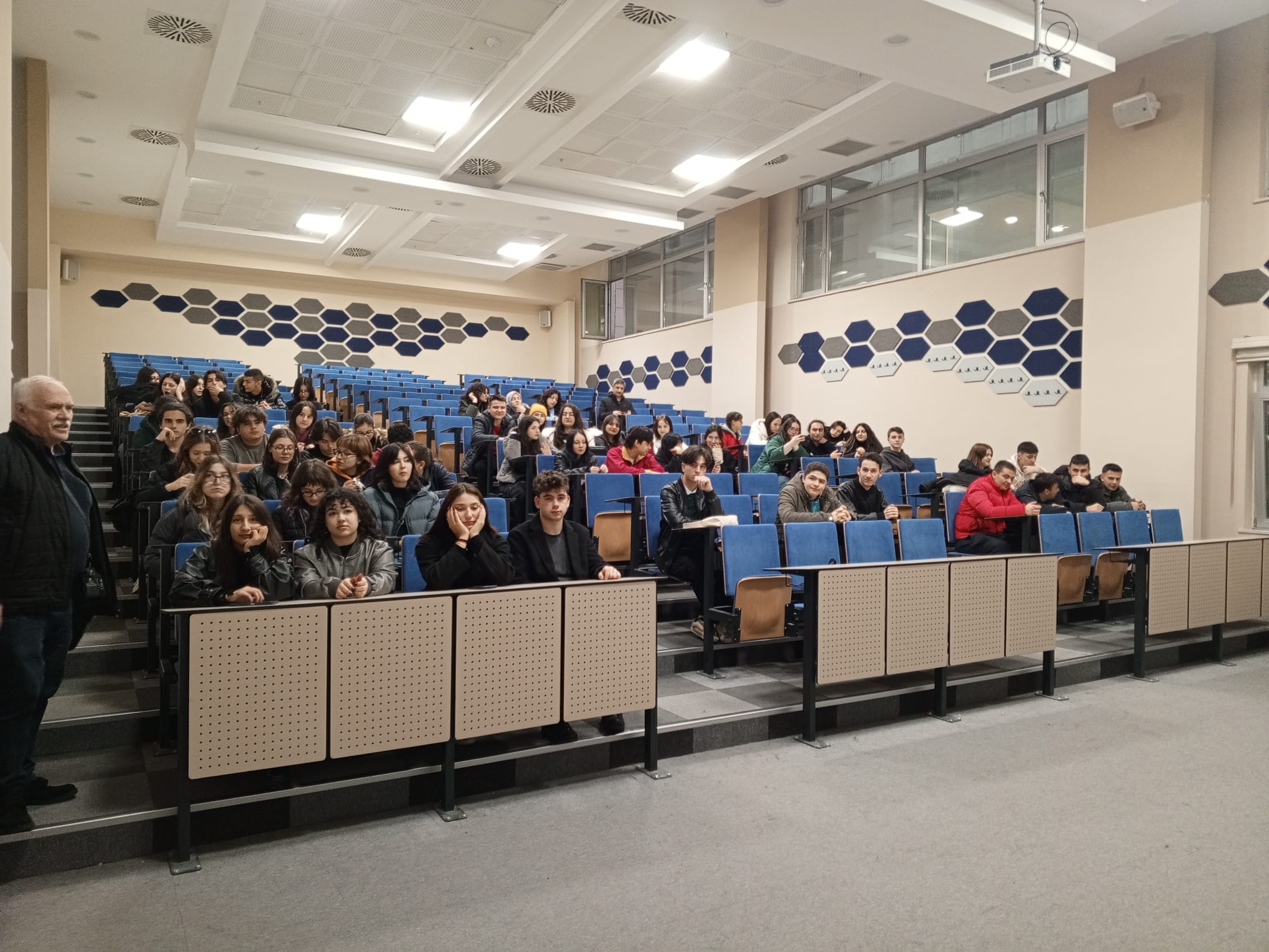 WhatsApp Image 2024-12-05 at 13.27.47.jpeg