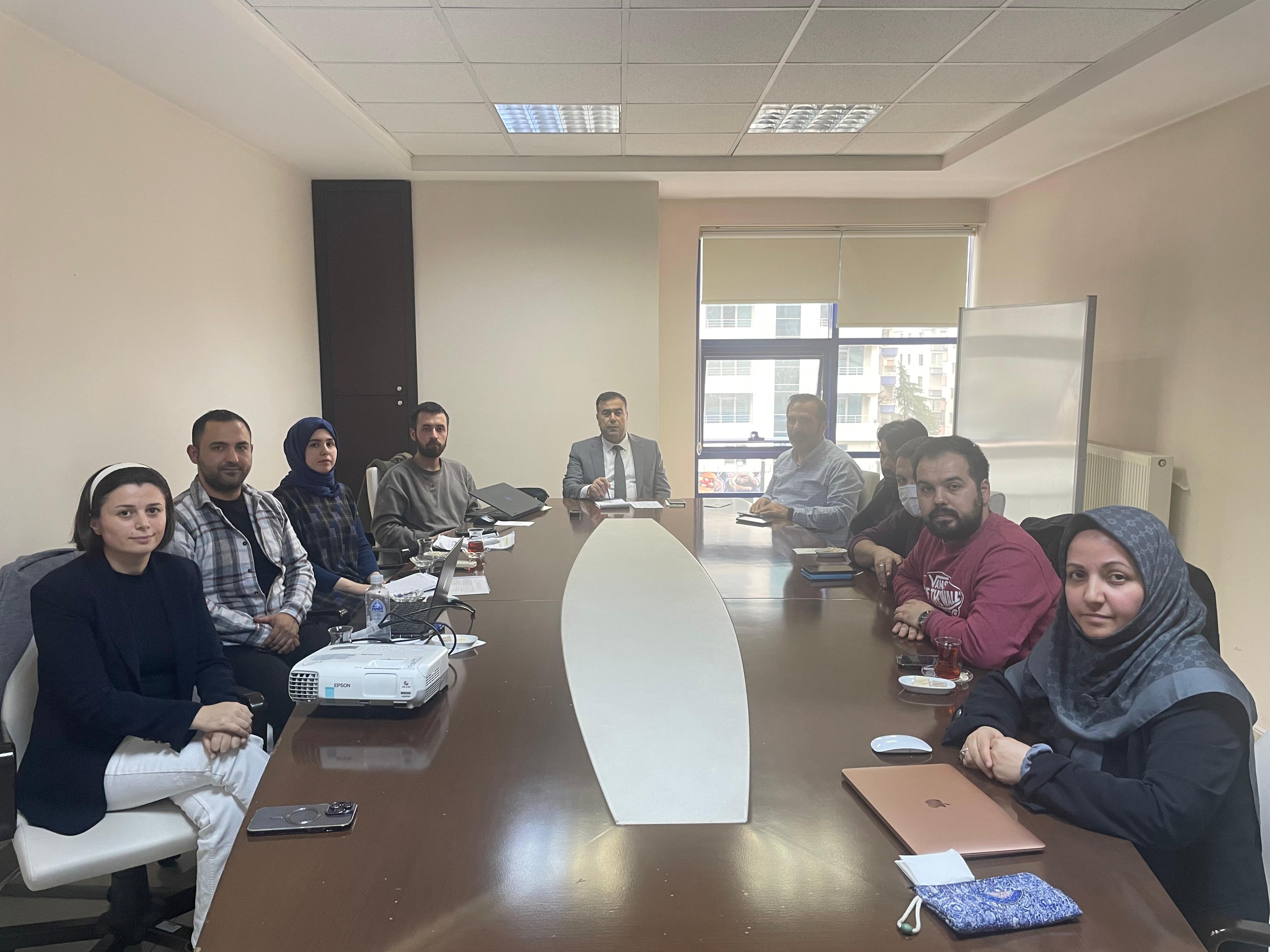 AYBU rektörlüğü bünyesinde web ve mobil erişilebilirliği komisyonu Prof. Dr. Hüseyin Tutar başkanlığında çalışmalarına başladı.